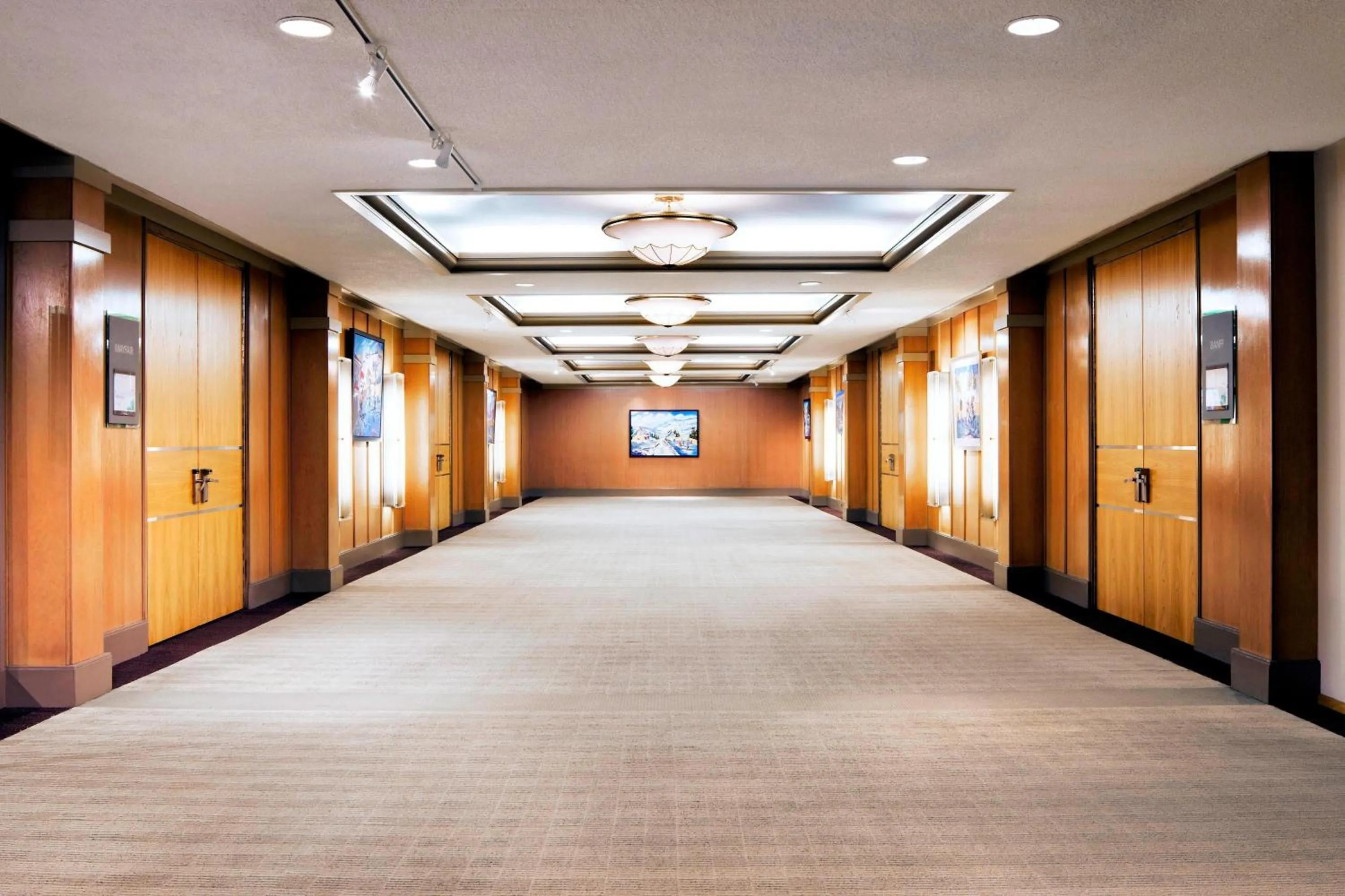 Meeting/conference room in The Westin Calgary