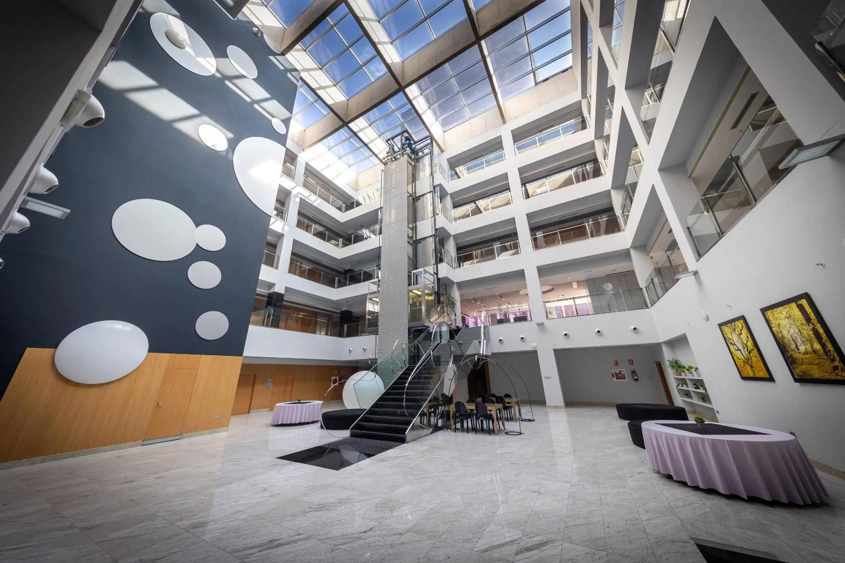 Lobby or reception in Hotel Ciudad de Ponferrada, Ascend Hotel Collection