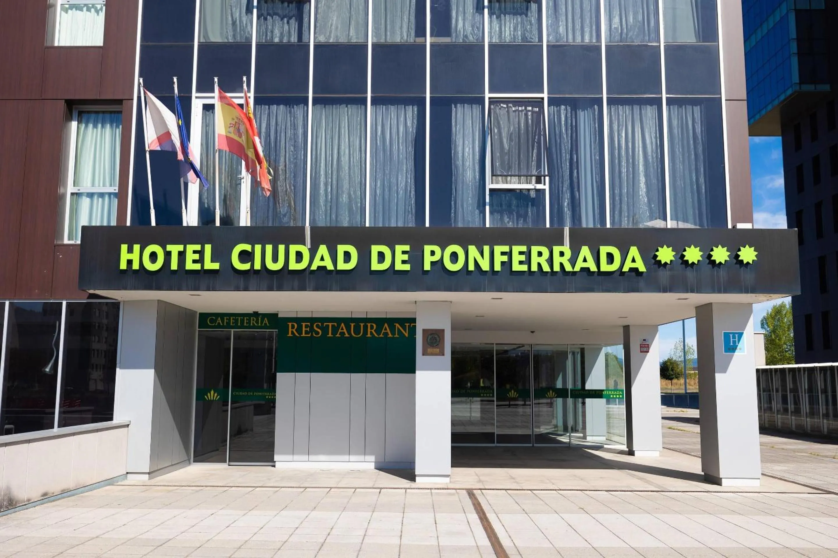 Property building in Hotel Ciudad de Ponferrada, Ascend Hotel Collection