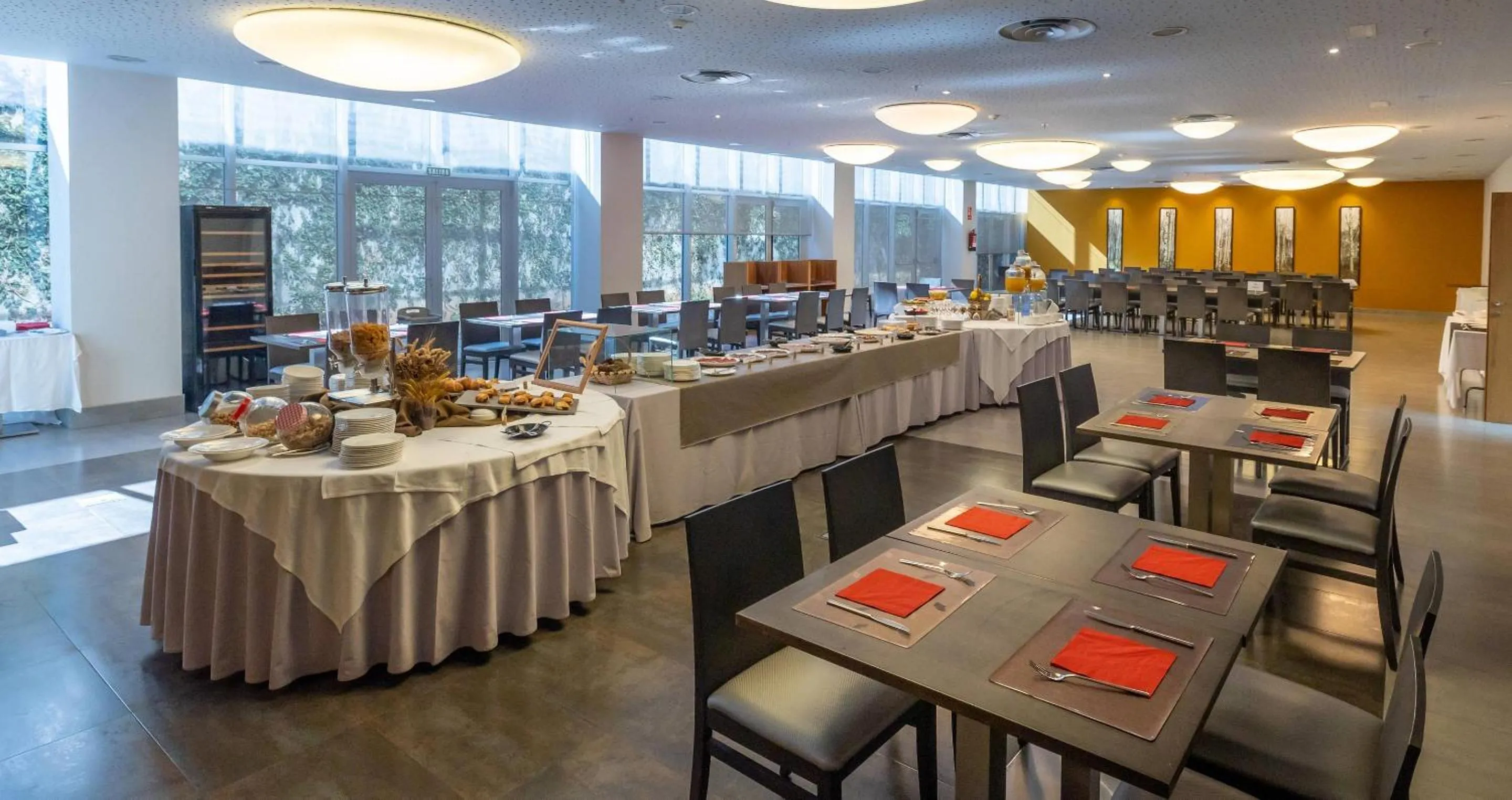 Breakfast in Hotel Ciudad de Ponferrada, Ascend Hotel Collection