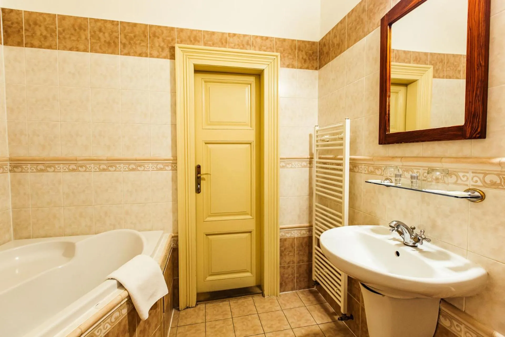 Bathroom in Hotel U Zlateho jelena