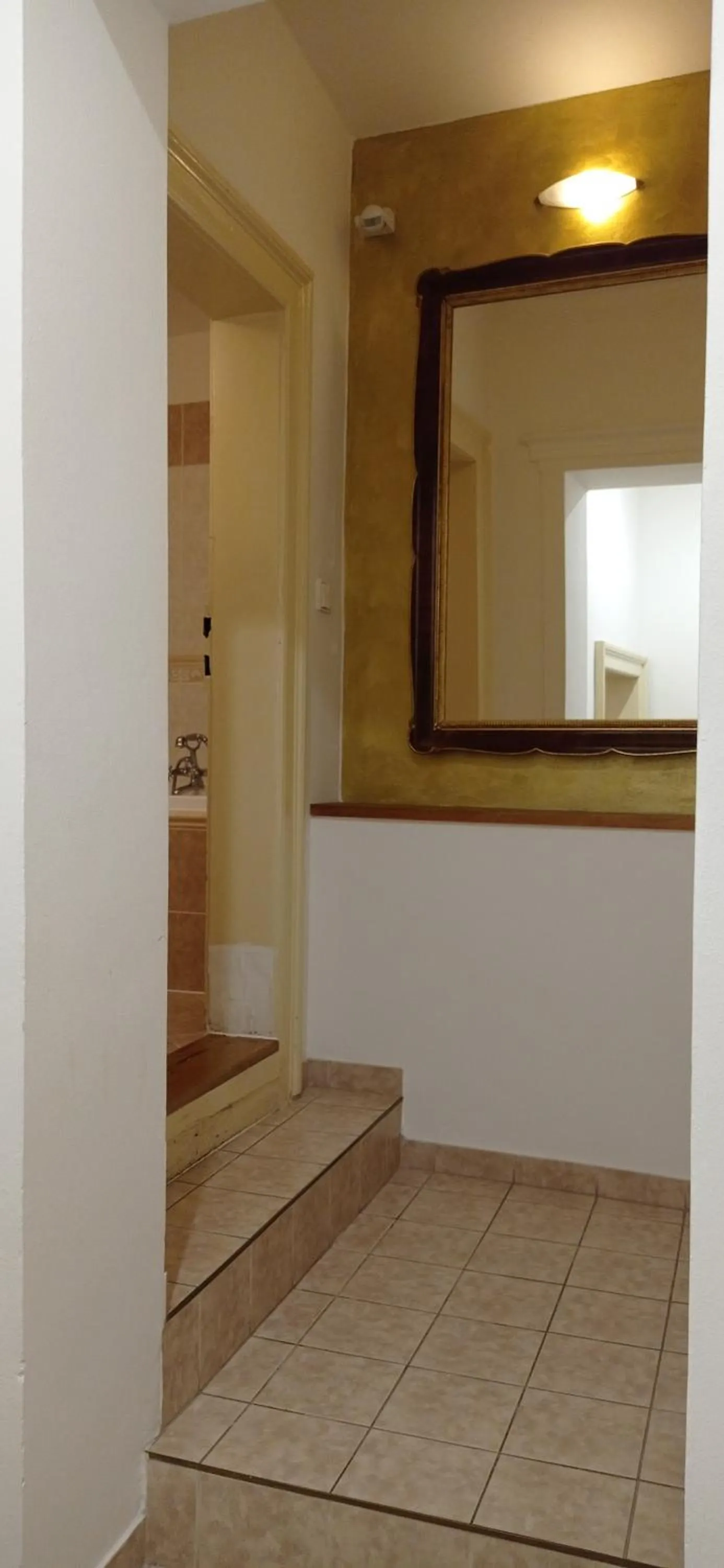 Bathroom in Hotel U Zlateho jelena