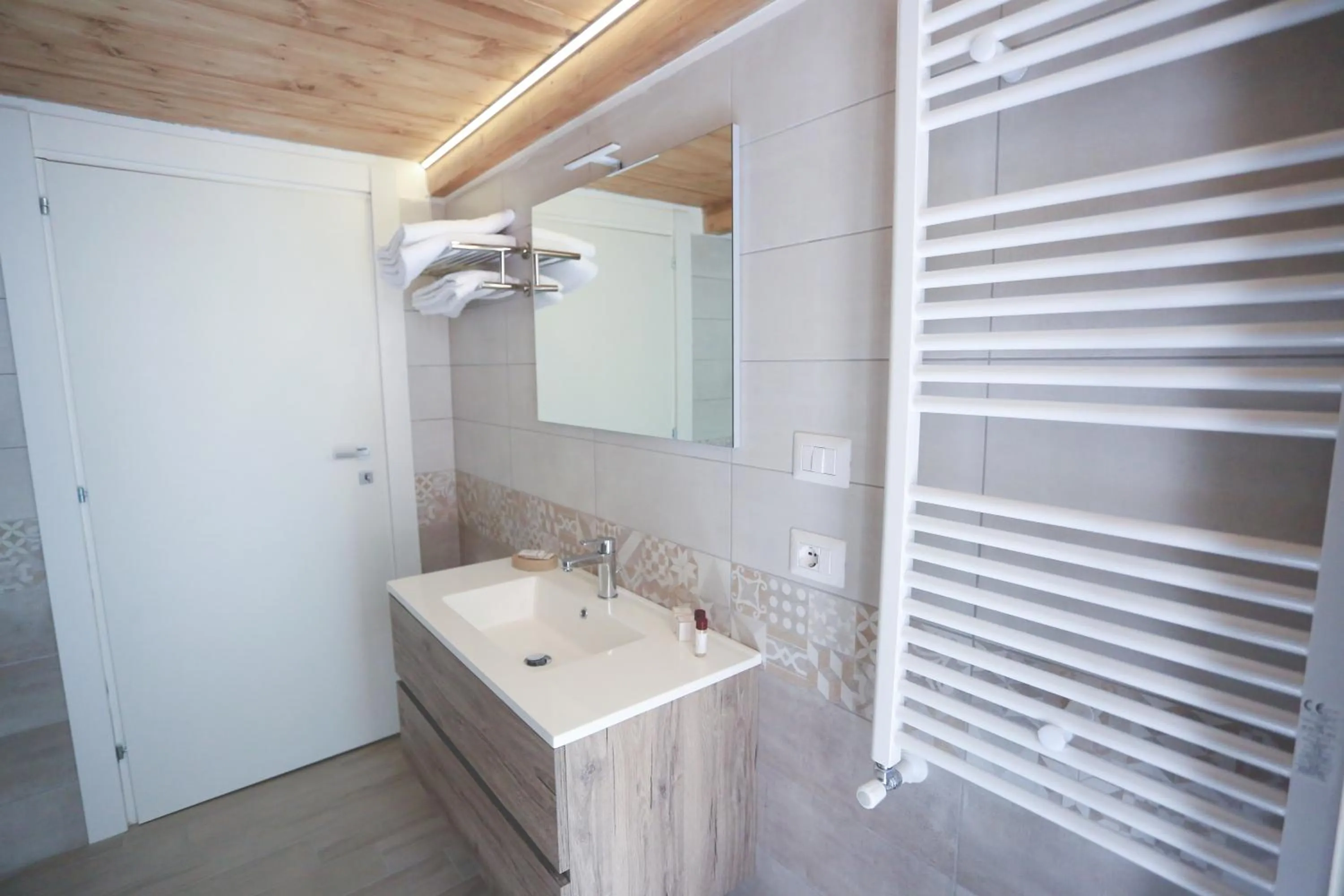 Bathroom in IL VIAGGIATORE VIA INDIPENDENZA B&B