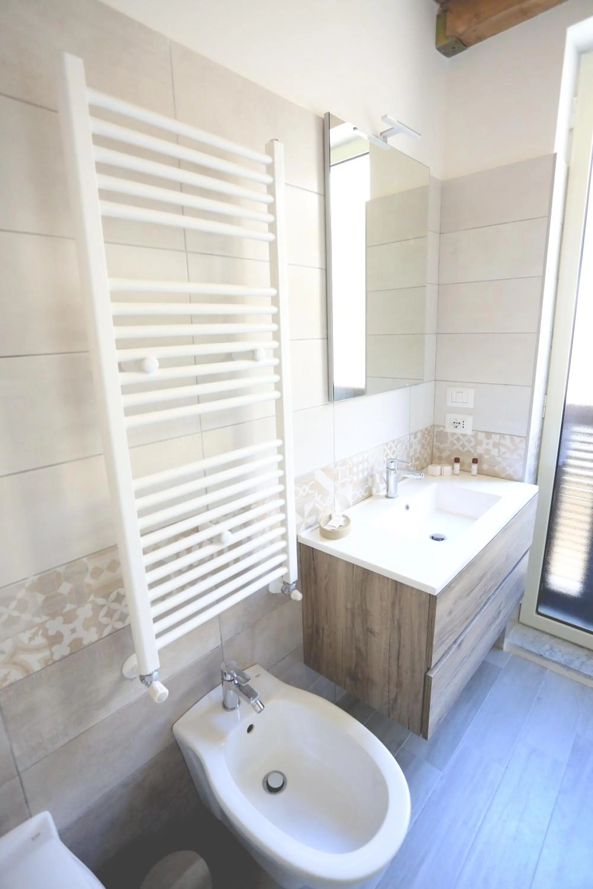 Bathroom in IL VIAGGIATORE VIA INDIPENDENZA B&B