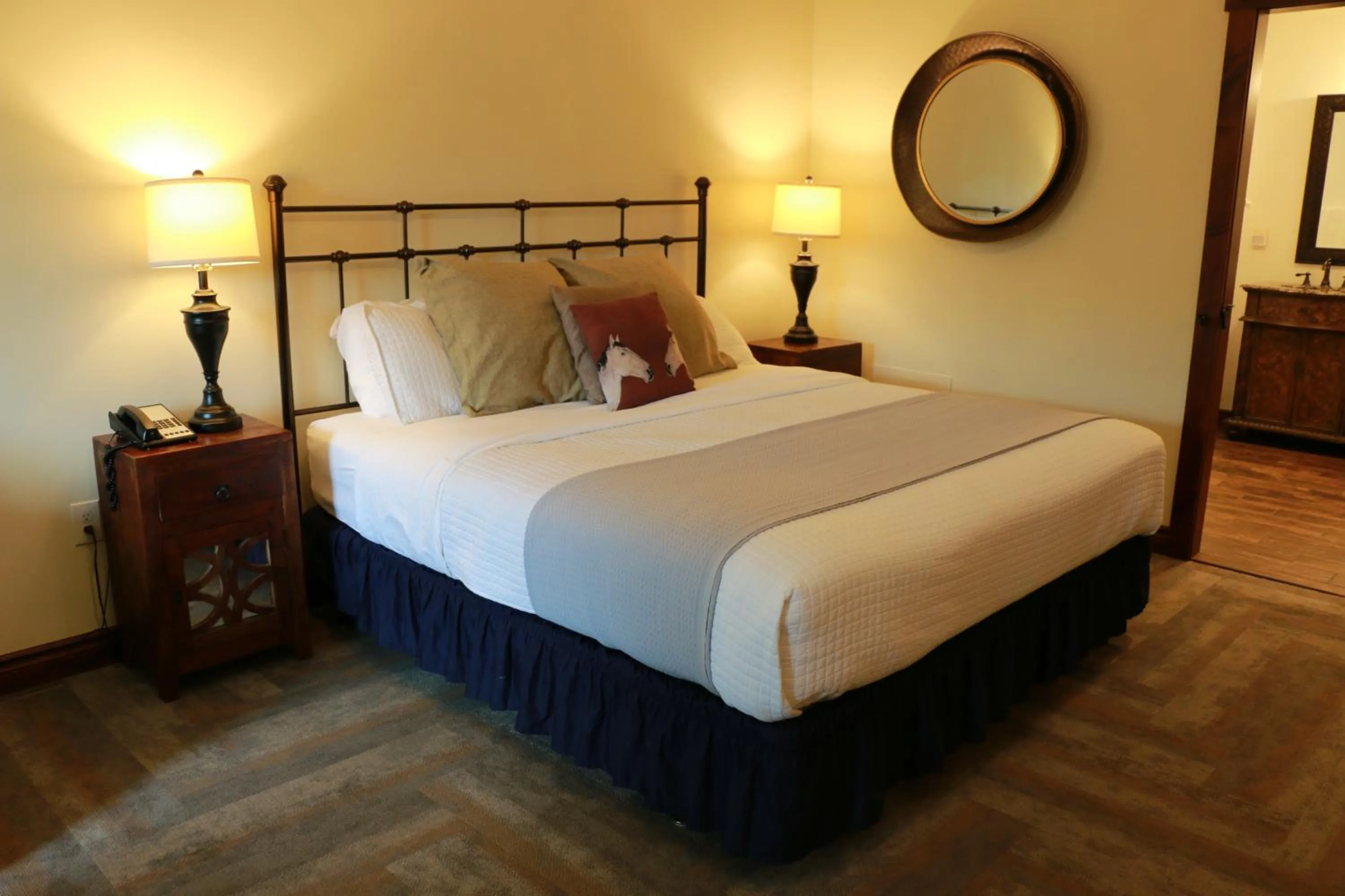 Bed in Landoll's Mohican Castle