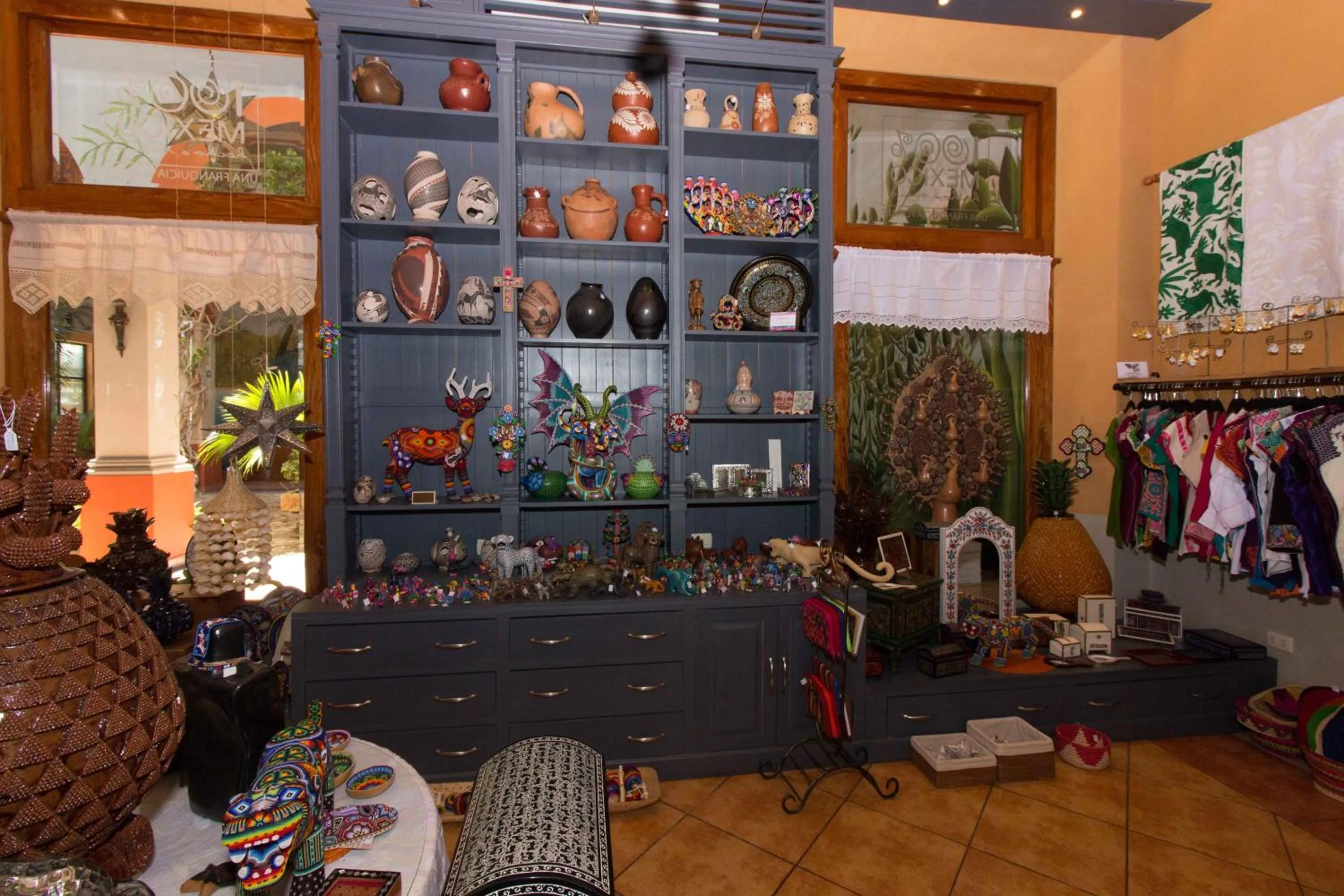 Shopping Area in Hotel Boutique Casa San Angel