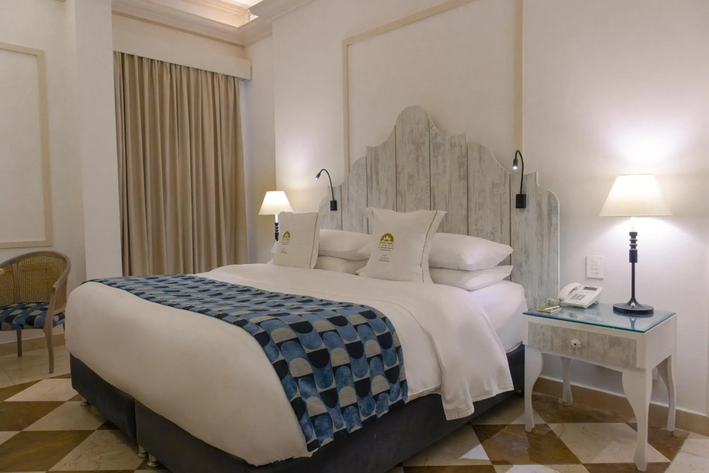 1 King Bed - single occupancy - Premium Room in Hotel Caribe by Faranda Grand, a member of Radisson Individuals 1 King Bed - single occupancy - Premium Room in Hotel Caribe by Faranda Grand, a member of Radisson Individuals
