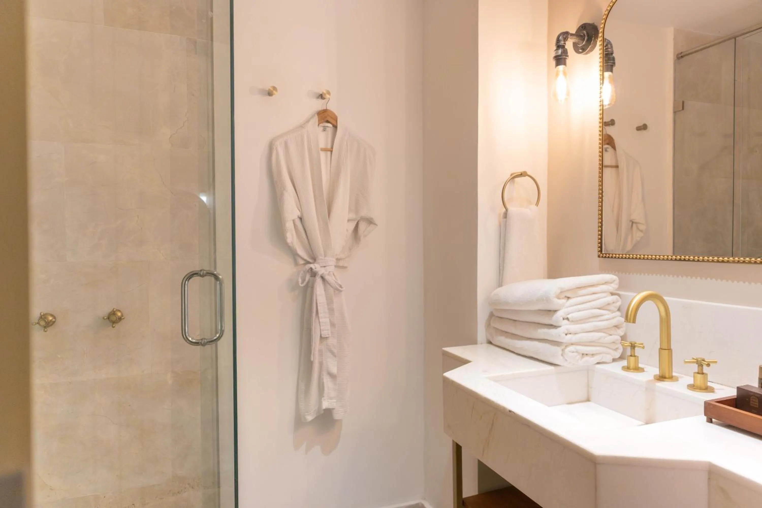 Toilet in Hotel Caribe by Faranda Grand, a member of Radisson Individuals