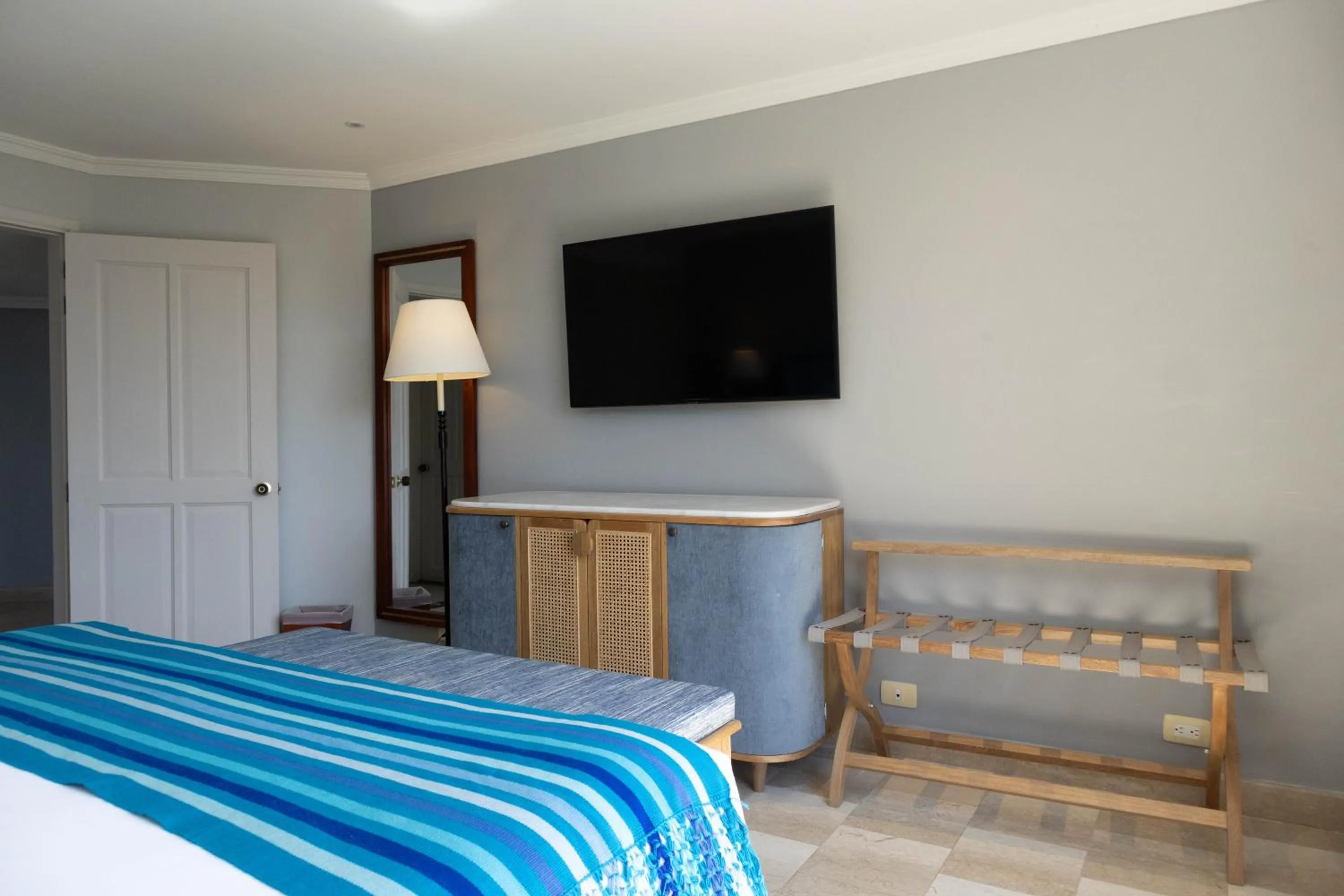 TV and multimedia, Bed in Hotel Caribe by Faranda Grand, a member of Radisson Individuals