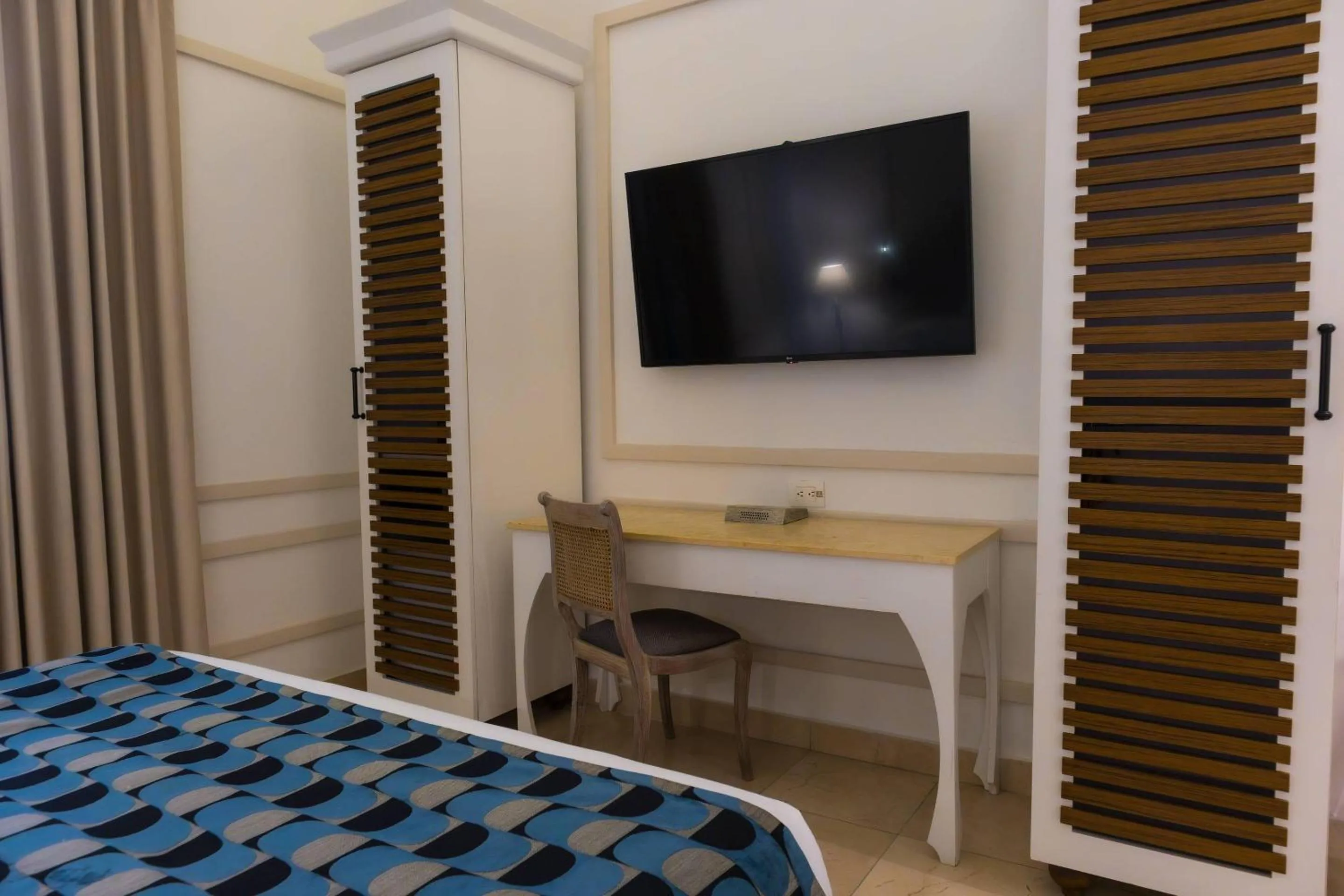 Bedroom, Bed in Hotel Caribe by Faranda Grand, a member of Radisson Individuals