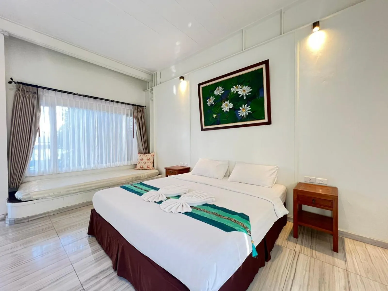 Bed in 3B Boutique Hotel