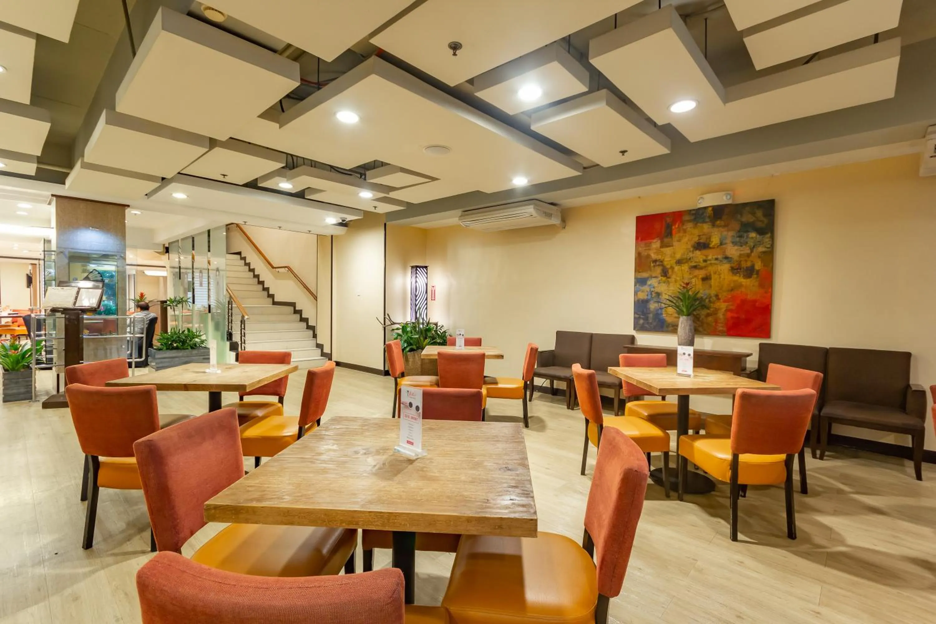 Restaurant/places to eat in Microtel by Wyndham Mall of Asia