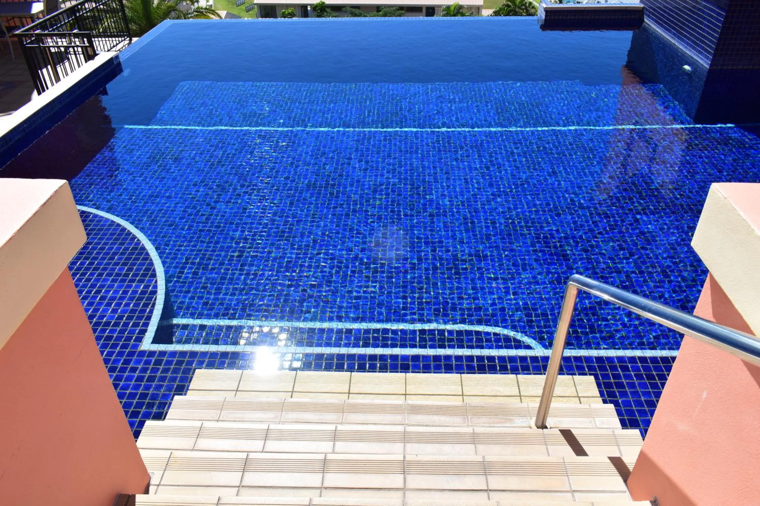 Swimming pool in Martinique Whitsunday Resort