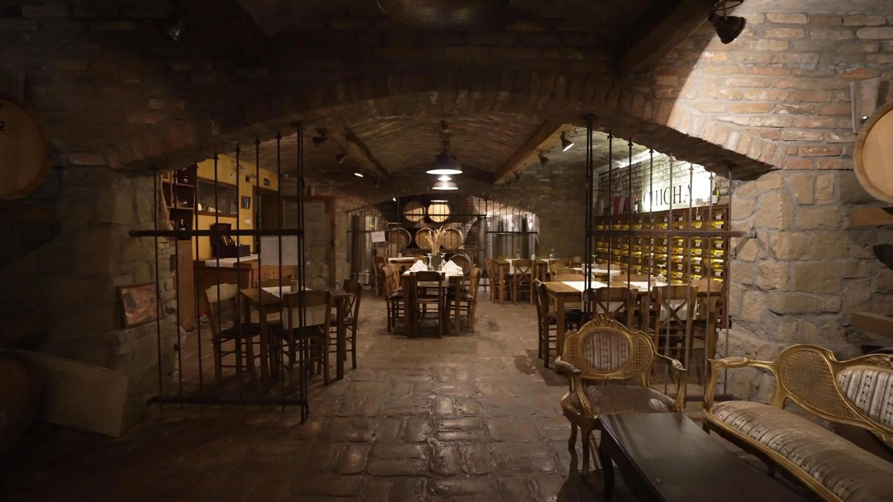 Garni Hotel Chicha - Winery ŠKRBIĆ