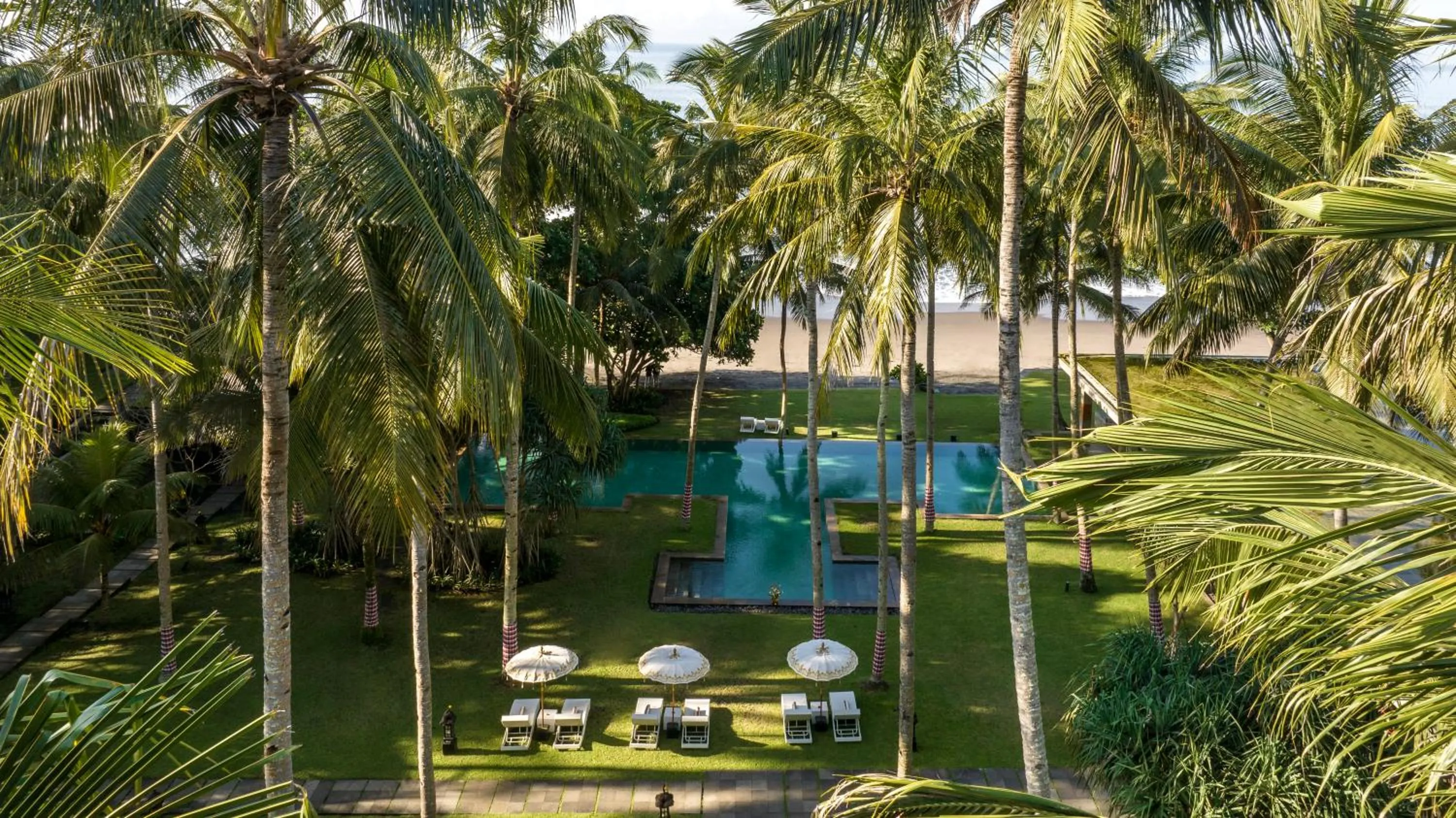 Swimming pool in Kelapa Retreat & Spa