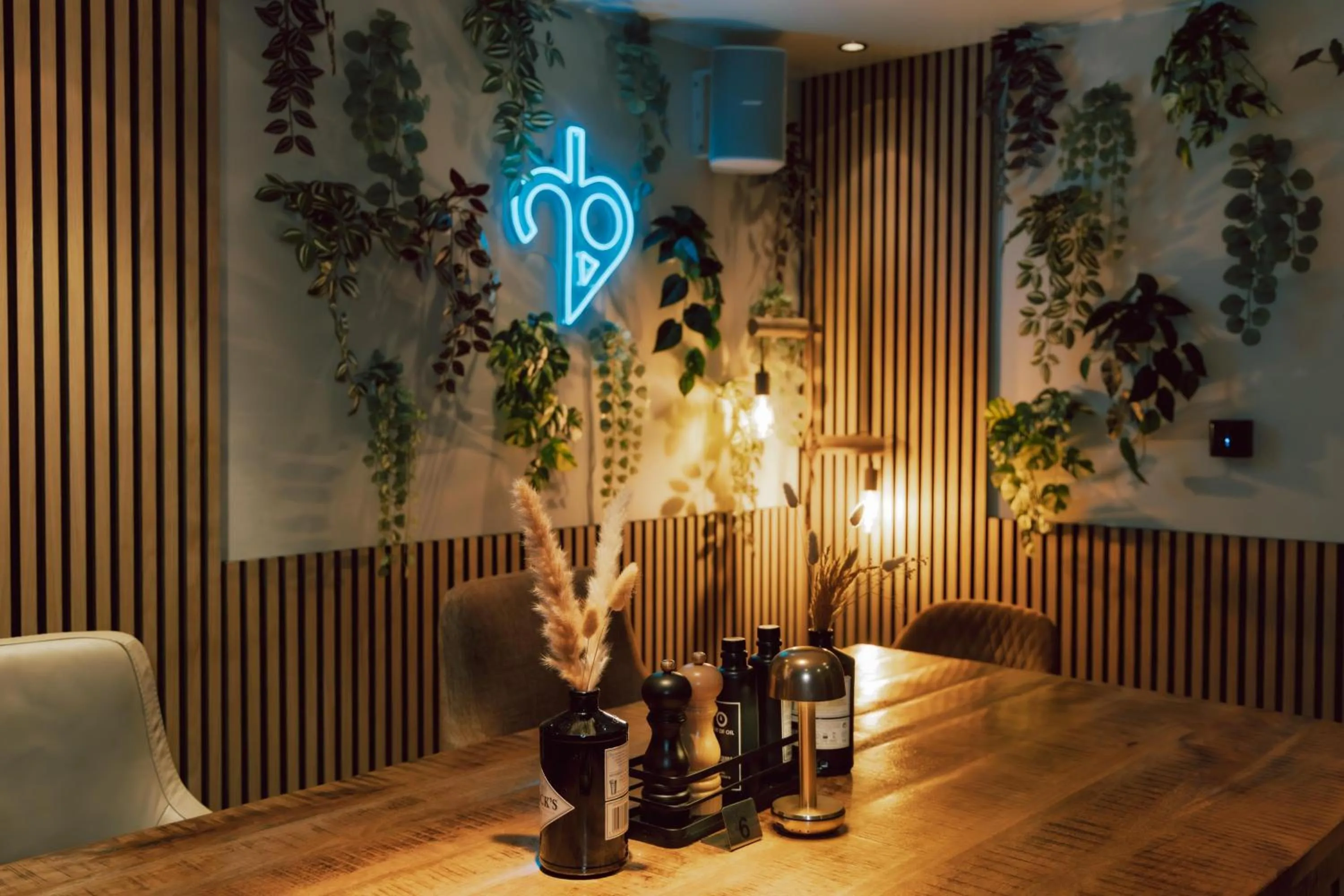 Lounge or bar in Radisson Blu Hotel, Hamburg