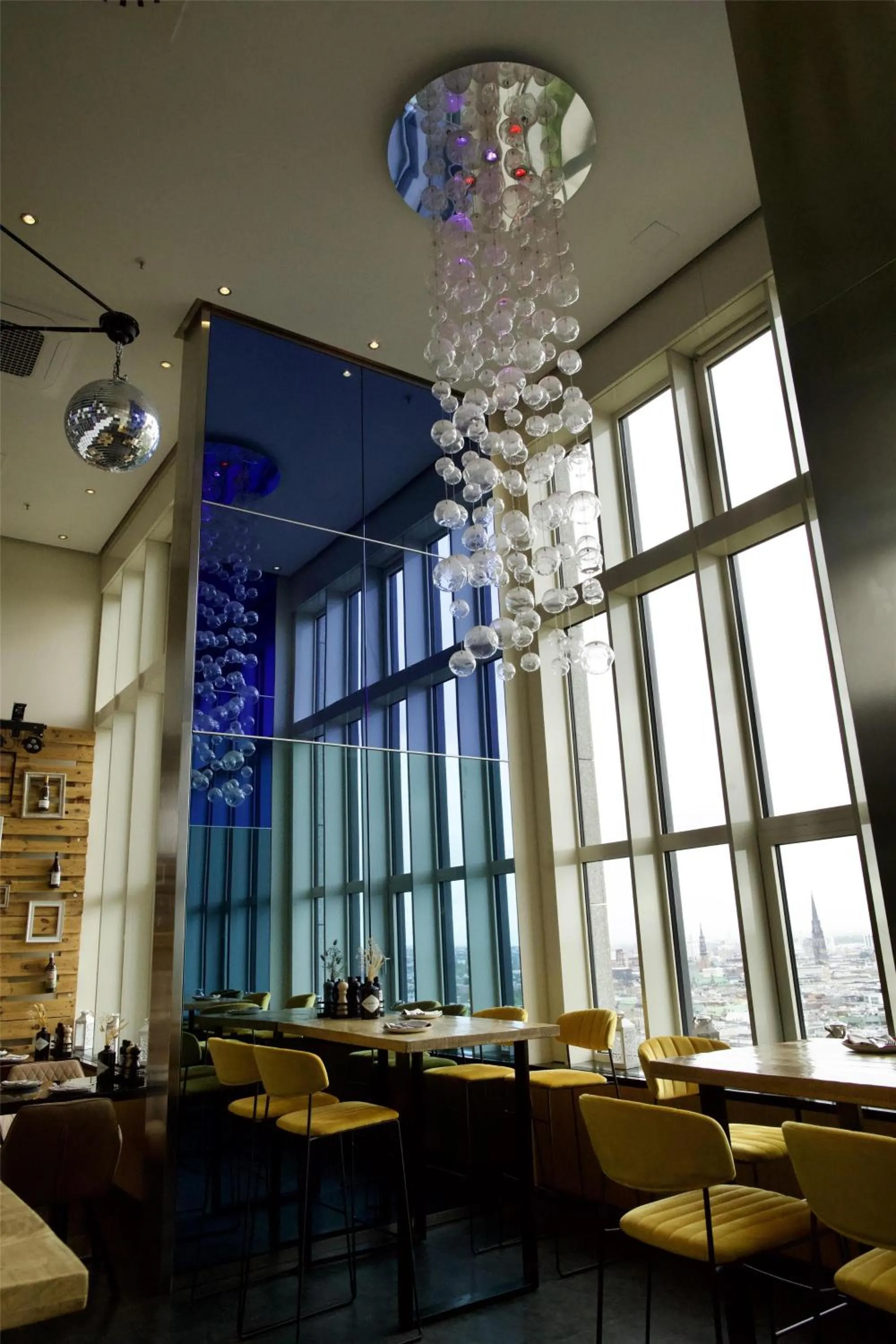 Restaurant/places to eat in Radisson Blu Hotel, Hamburg
