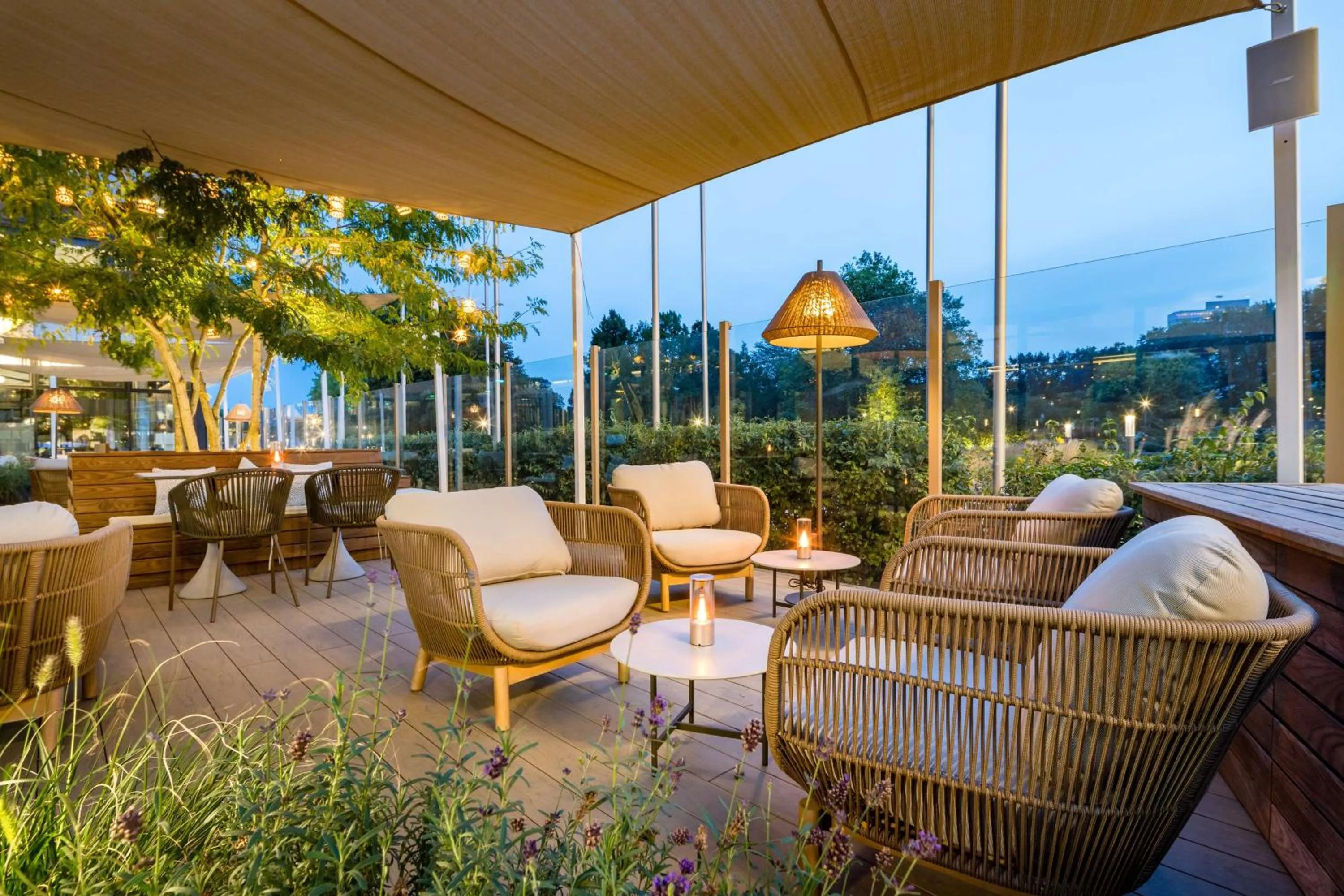 Restaurant/places to eat in Radisson Blu Hotel, Hamburg