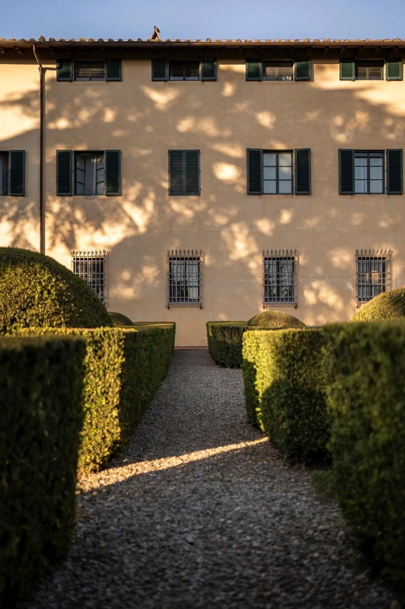 Property building in COMO Castello Del Nero