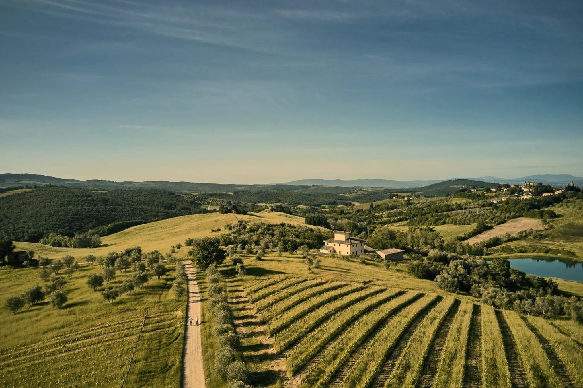 Property building in COMO Castello Del Nero