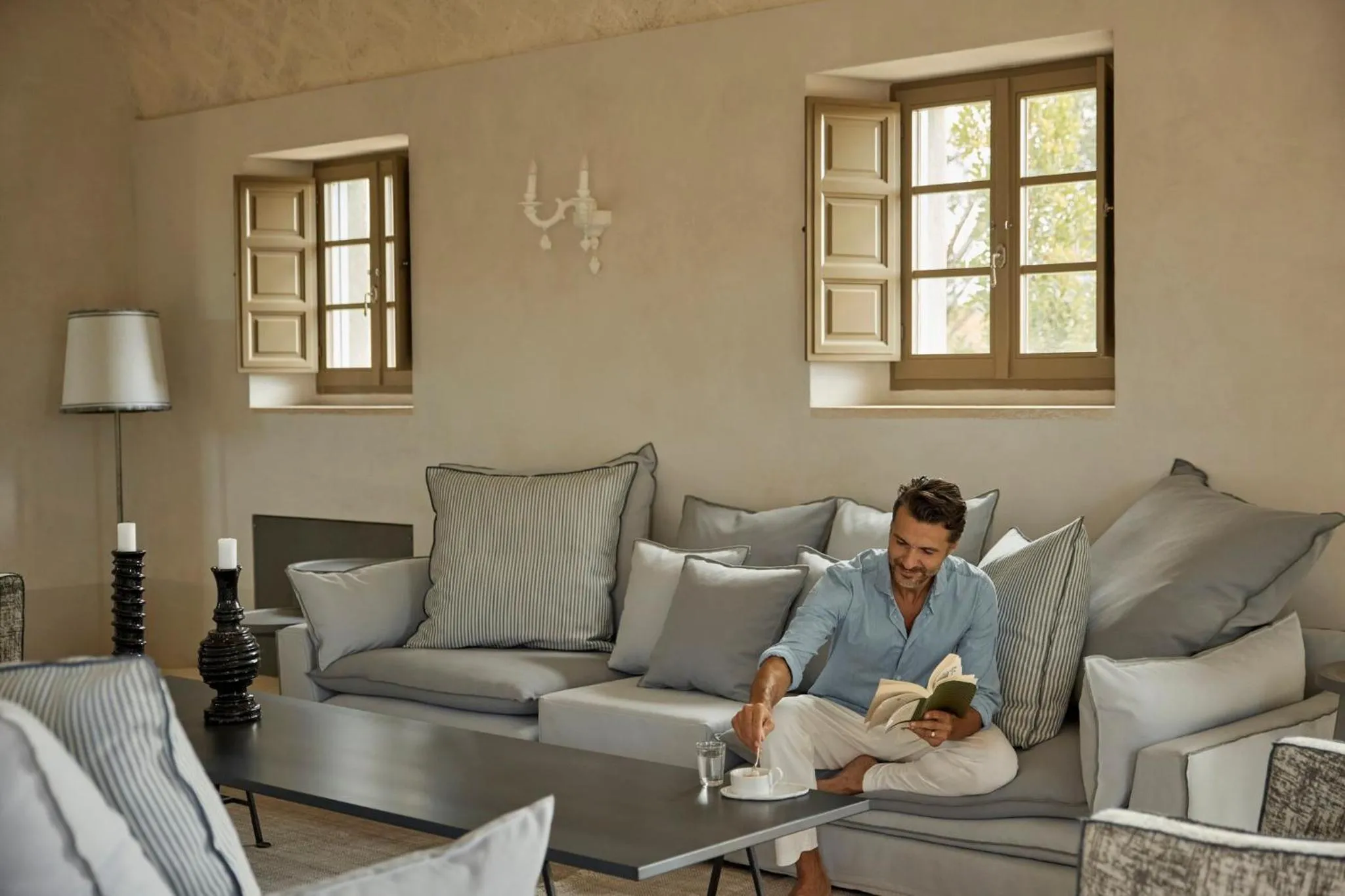 Living room in COMO Castello Del Nero