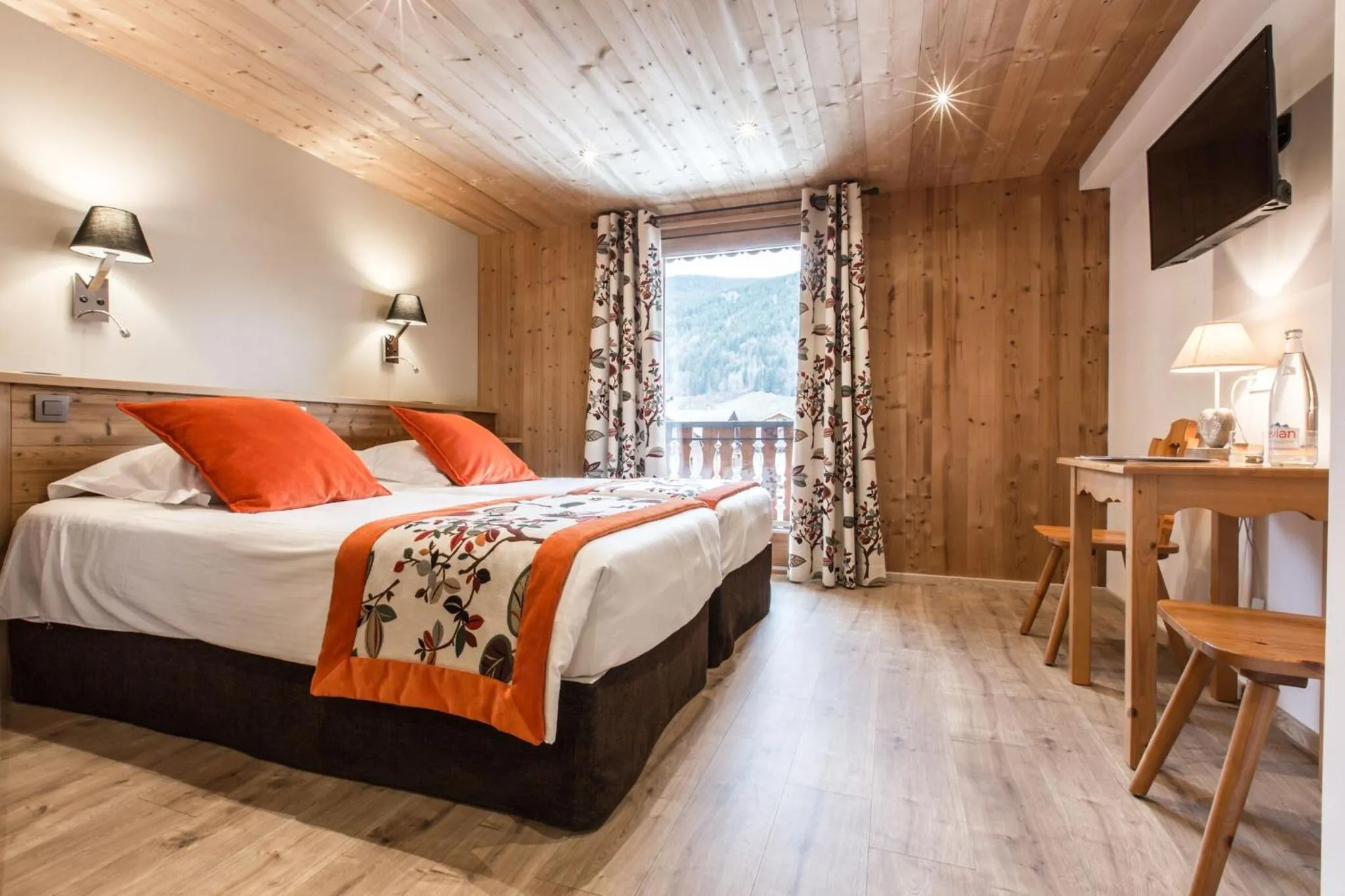 Bedroom, Bed in Hotel Les Bruyères