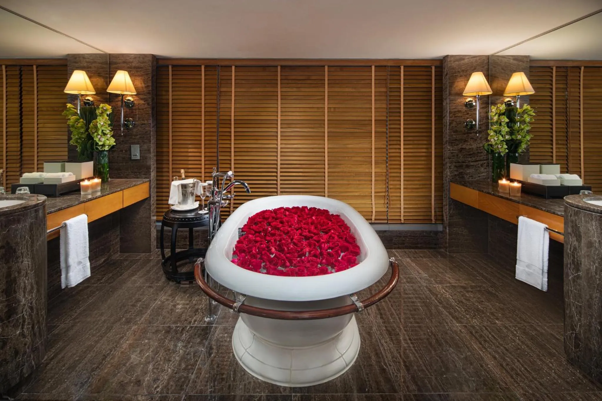 Bedroom in Mandarin Oriental, Hong Kong