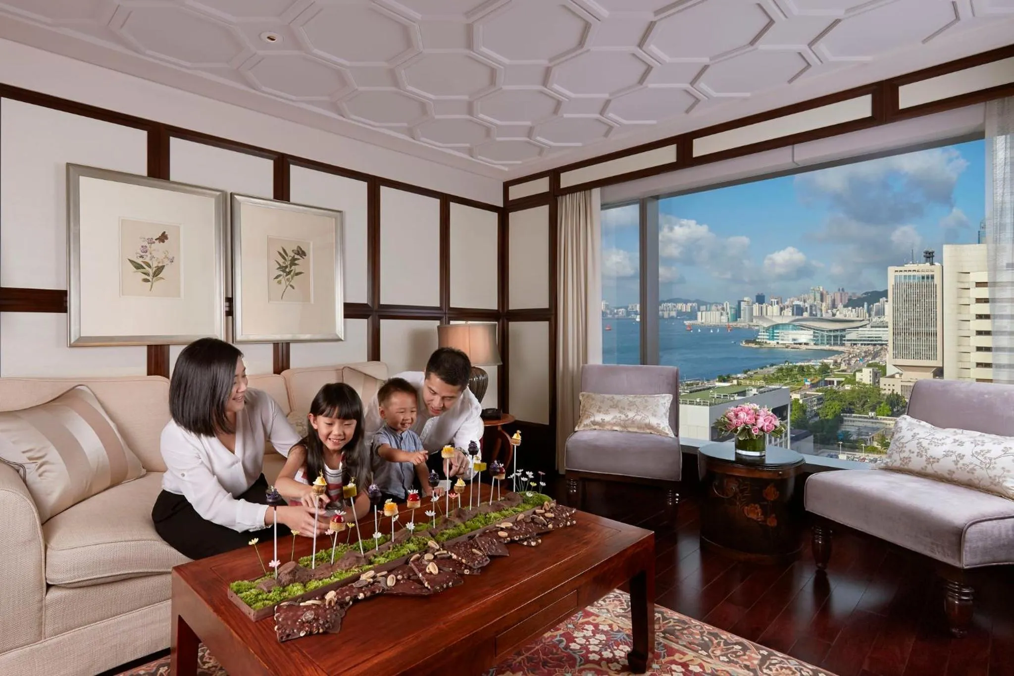 Photo of the whole room in Mandarin Oriental, Hong Kong
