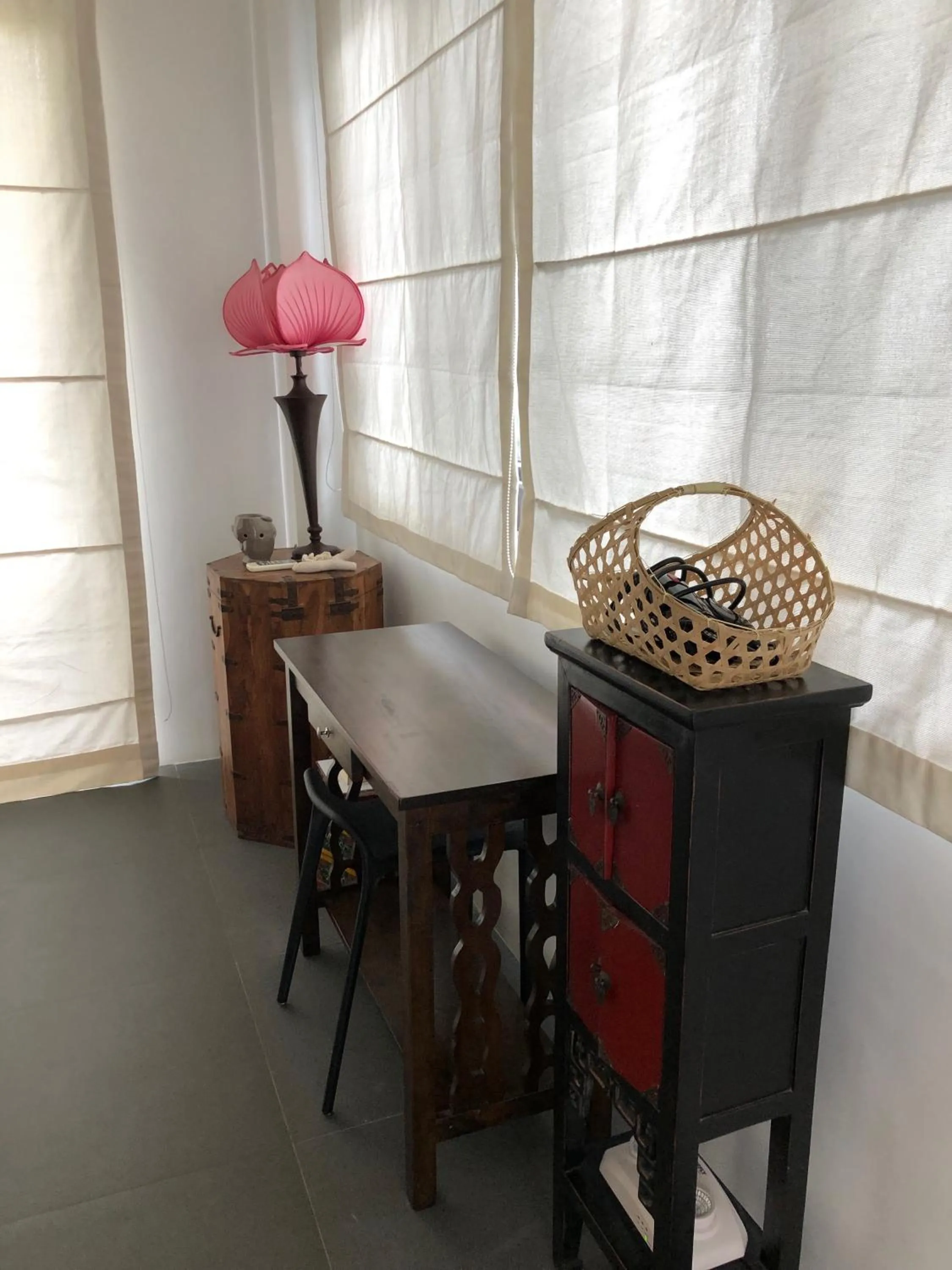 Property building in The Whitehouse by the Sea