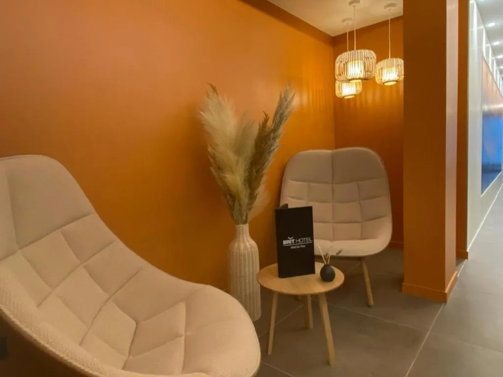 Decorative detail in Brit Hotel Piscine & Spa - Fougères