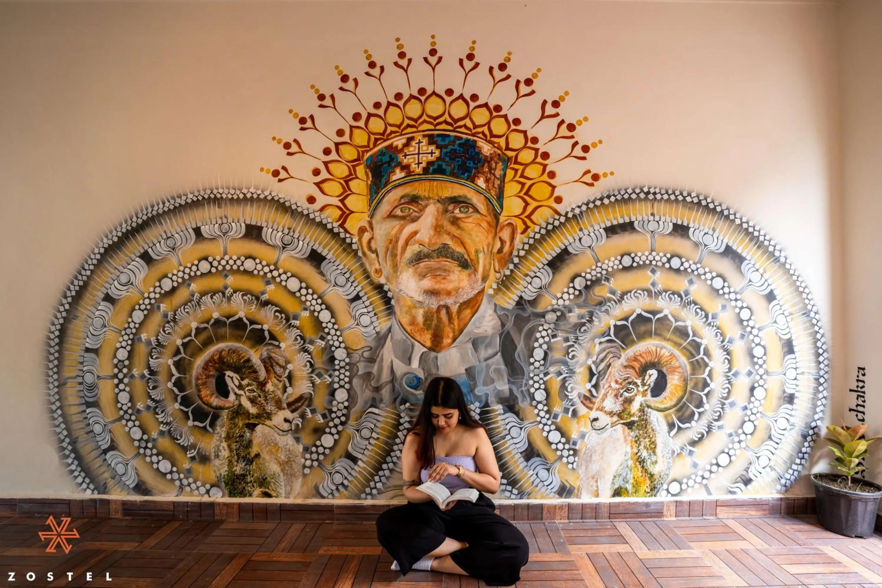 Decorative detail in Zostel Dharamkot