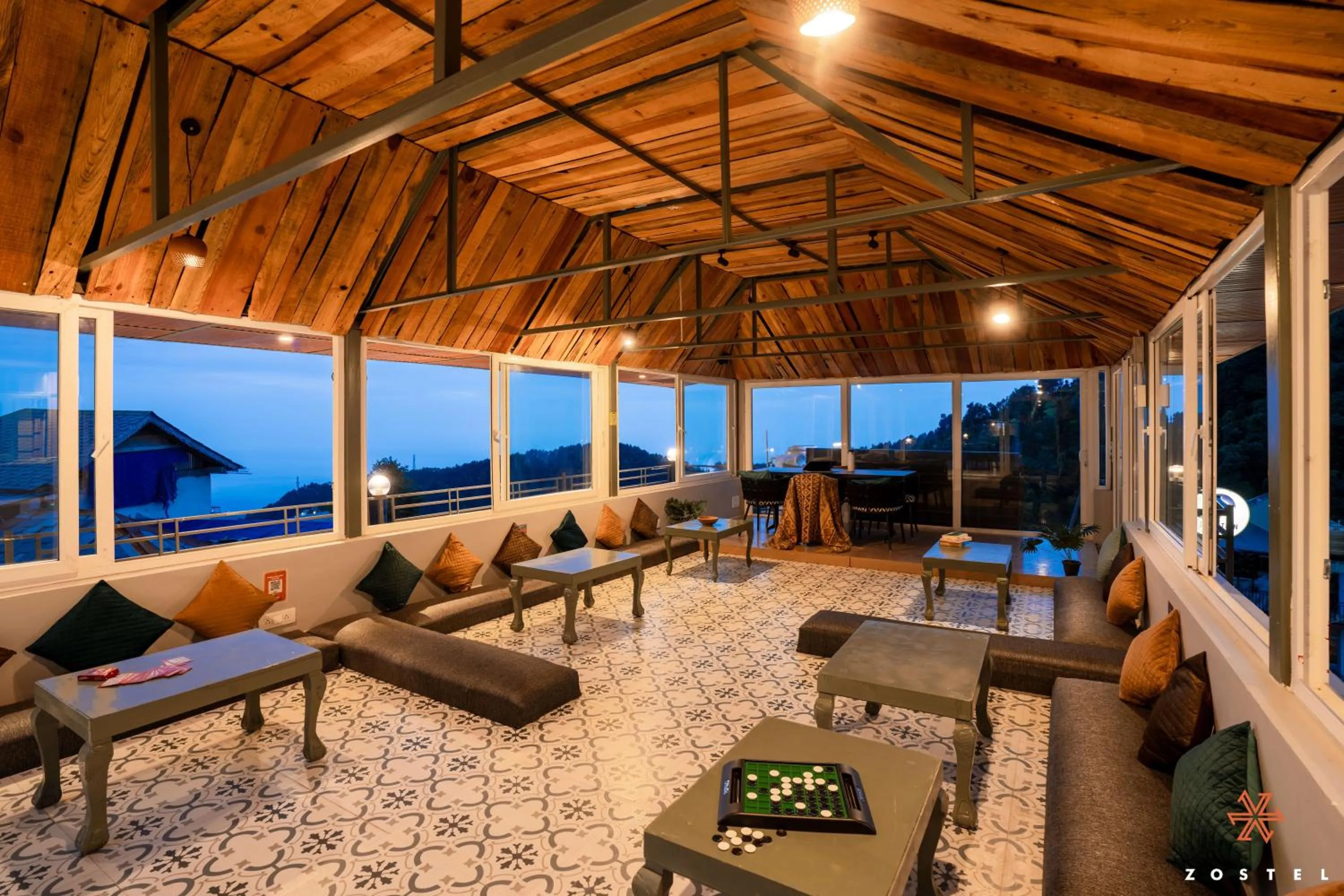 Balcony/Terrace in Zostel Dharamkot