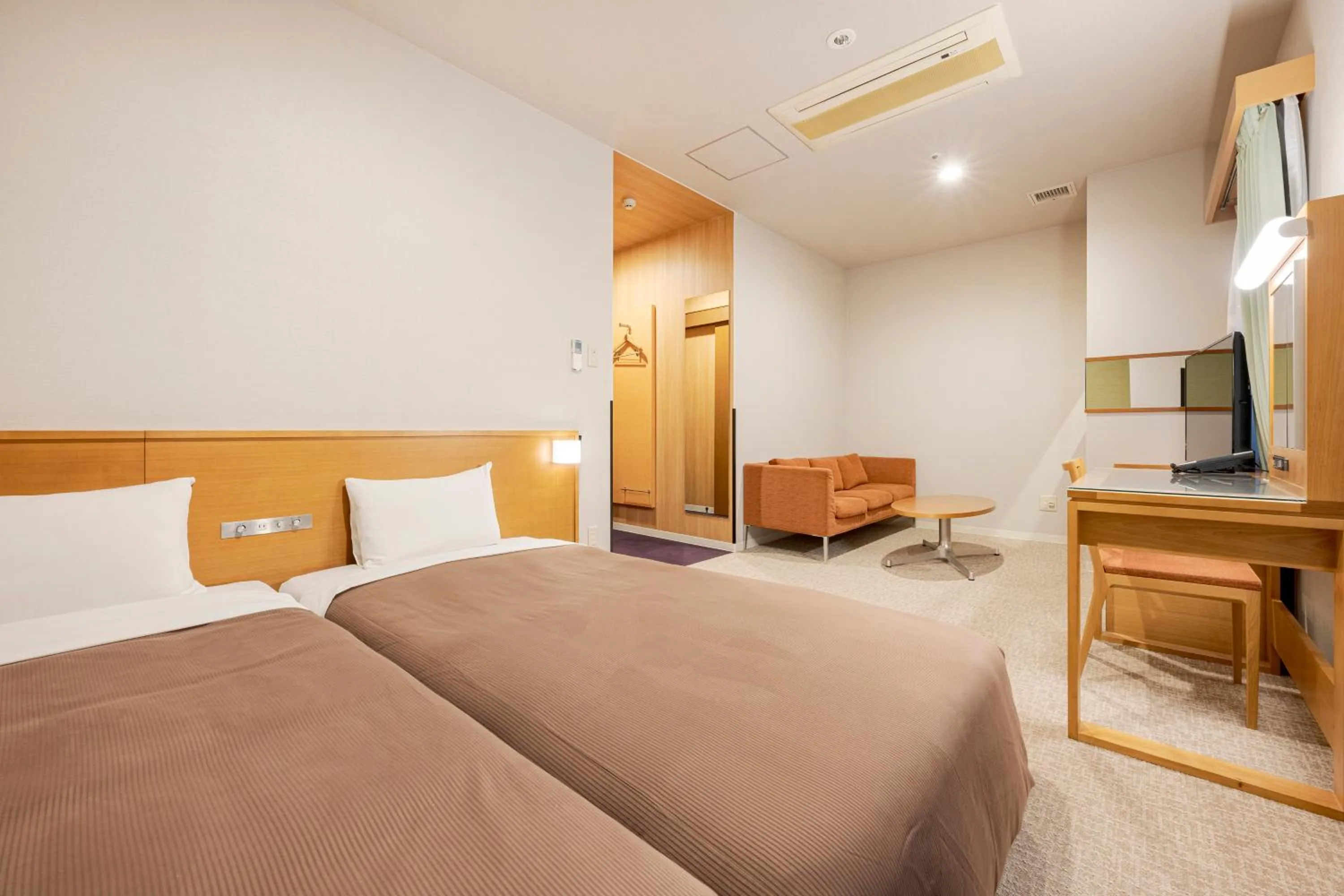 Photo of the whole room, Bed in Candeo Hotels Ueno Park