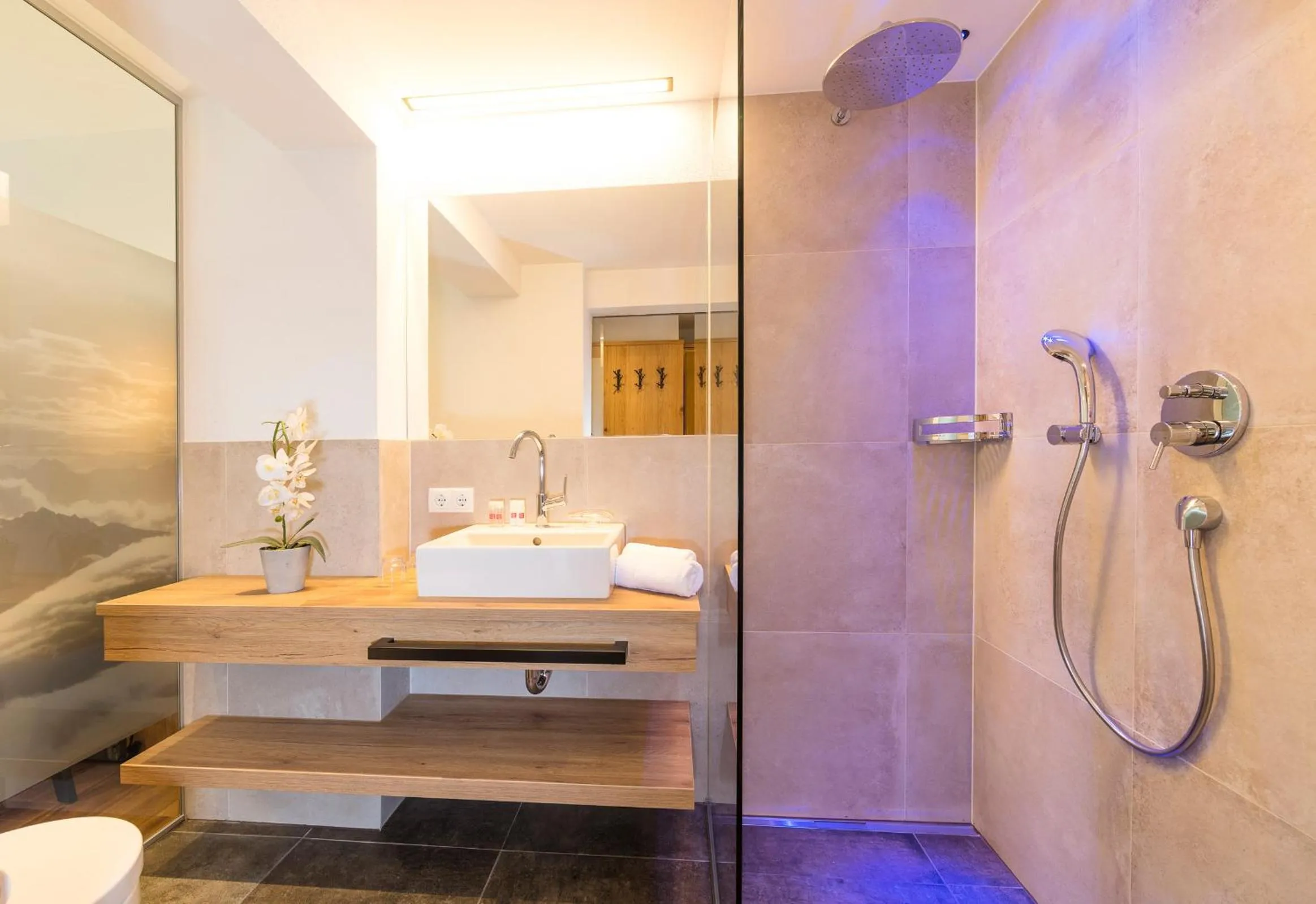 Bathroom in Hotel Hubertus