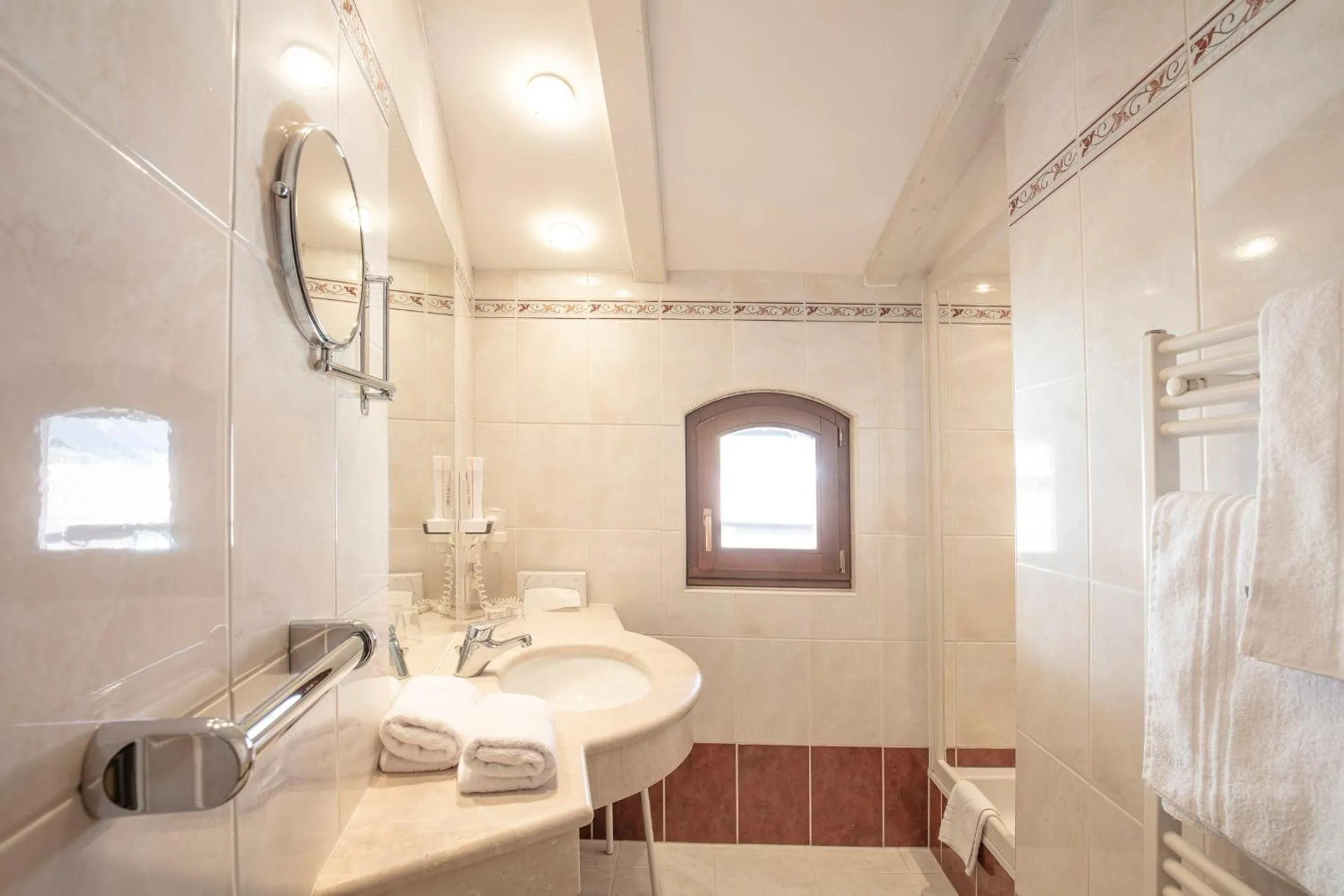 Bathroom in Hotel Hubertus