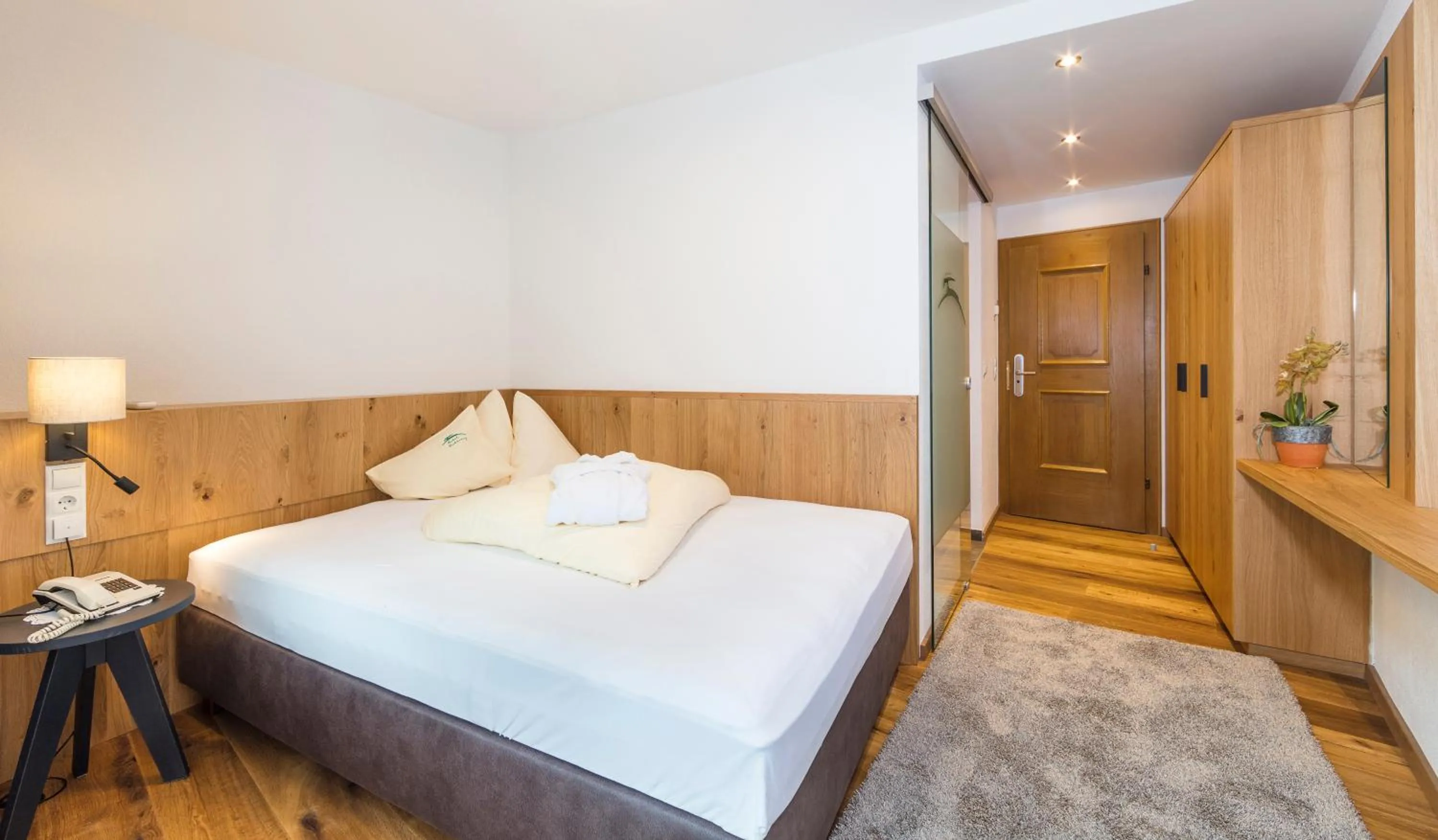 Bed in Hotel Hubertus