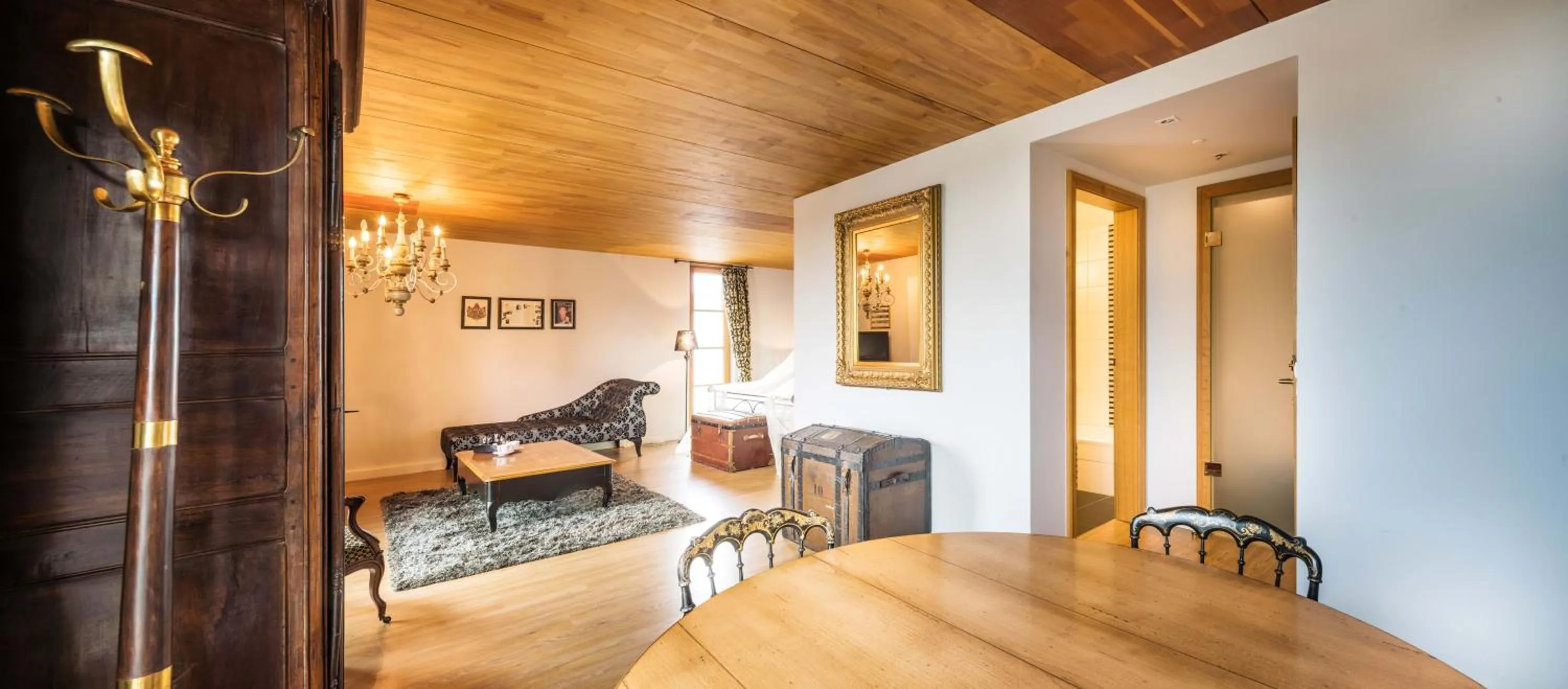 Photo of the whole room in Auberge Du Relais Postal