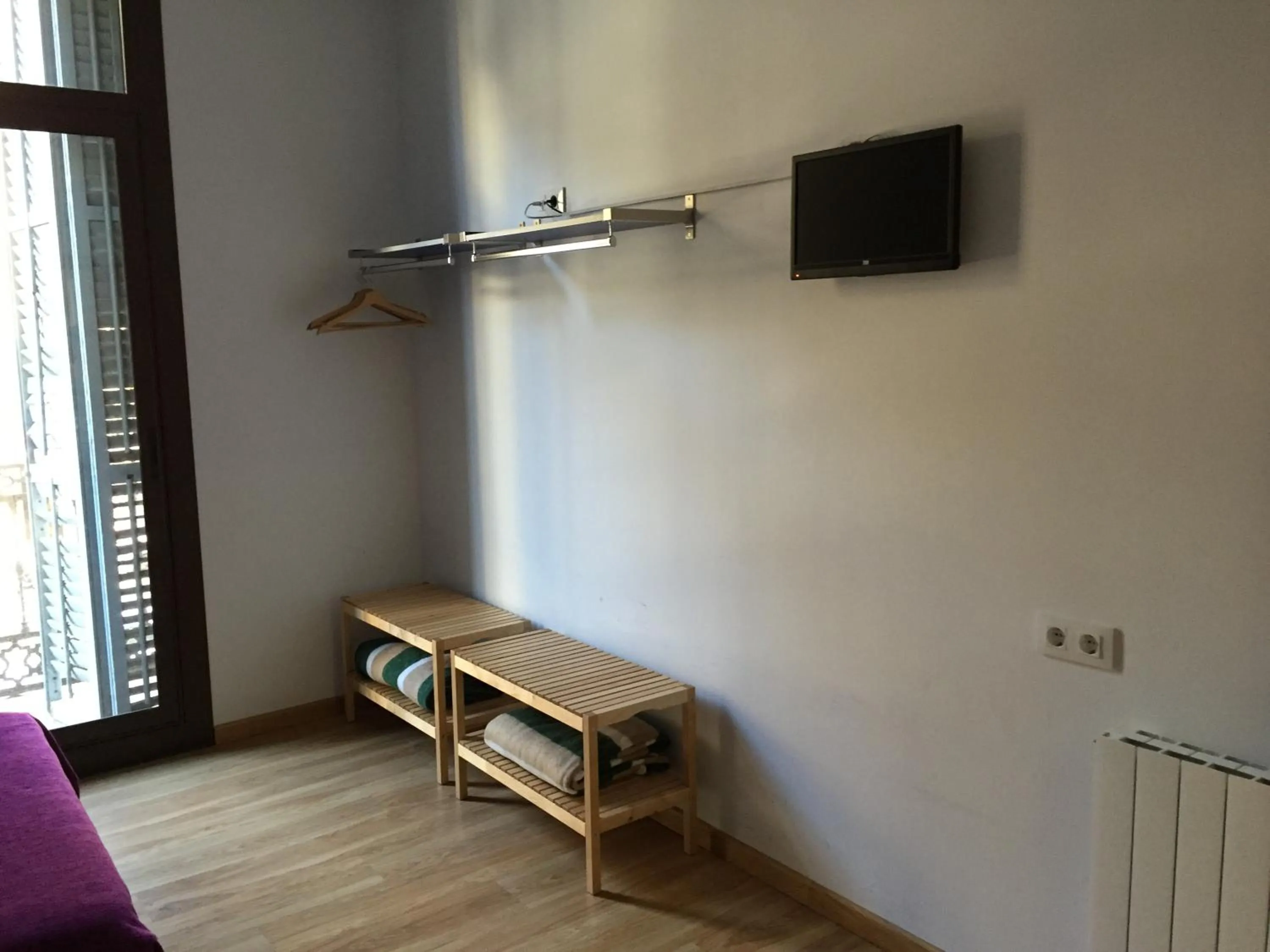 Decorative detail in Hostal Delfos