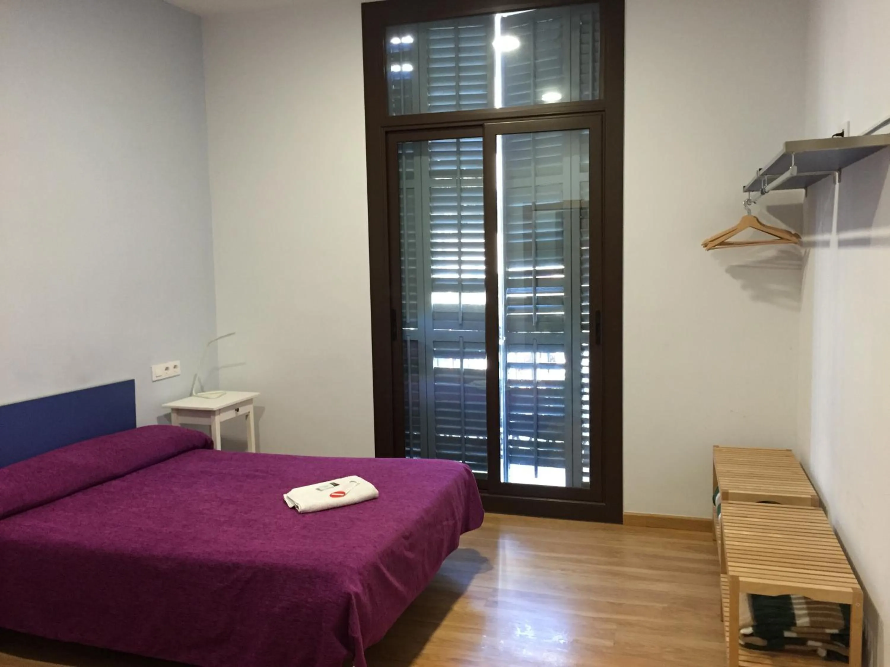 Photo of the whole room, Bed in Hostal Delfos