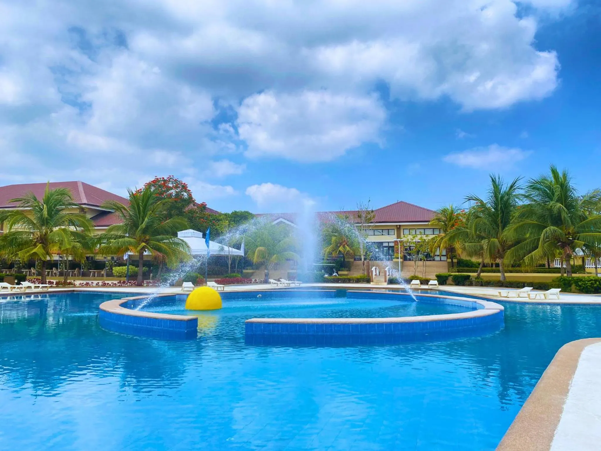 Aqua park in Aquamira Hotel & Resort