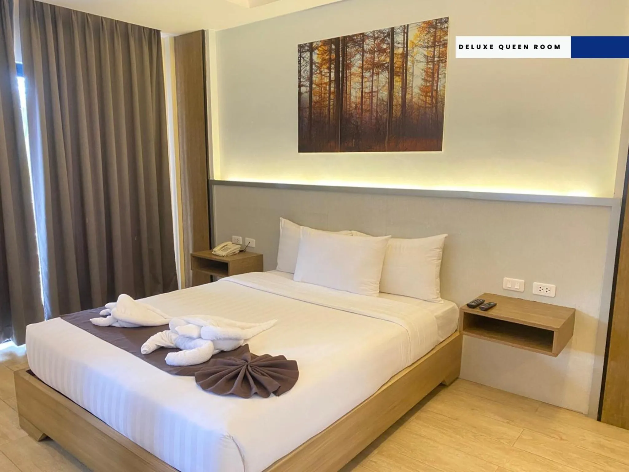 Bed in Aquamira Hotel & Resort