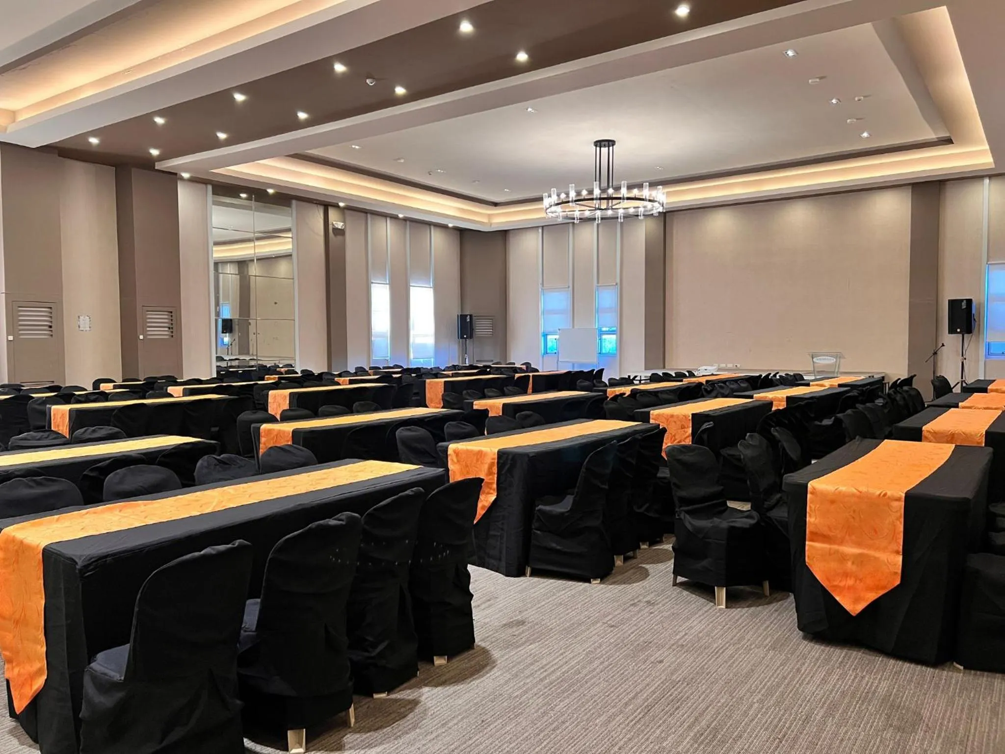 Banquet/Function facilities in Aquamira Hotel & Resort