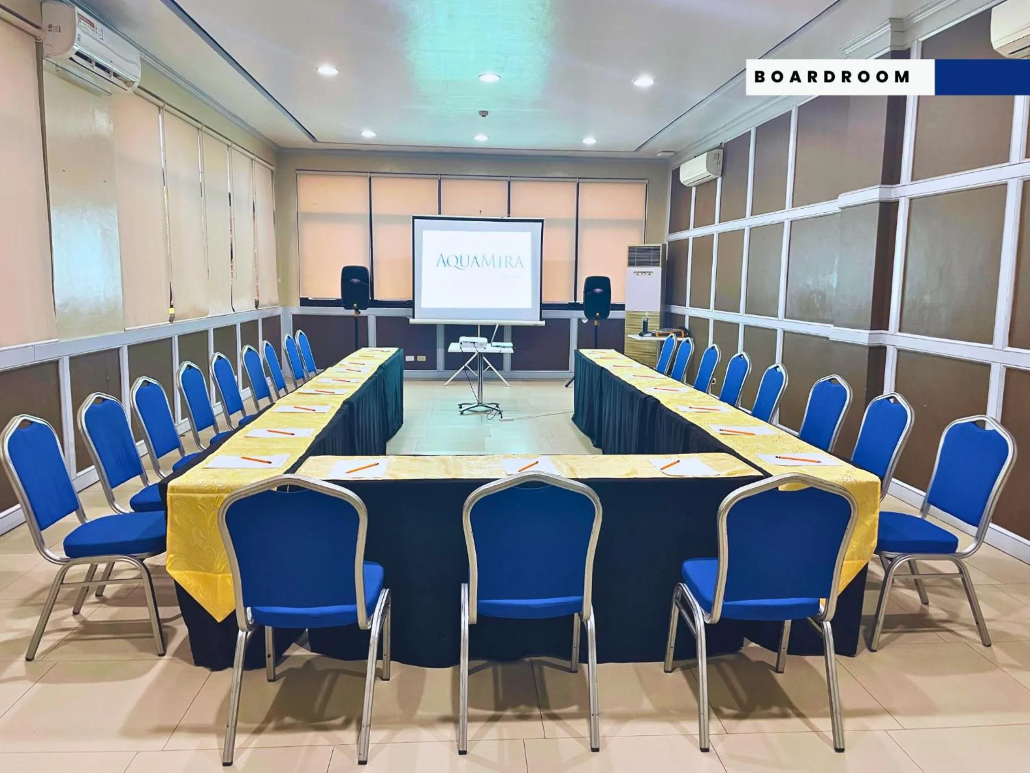 Meeting/conference room in Aquamira Hotel & Resort