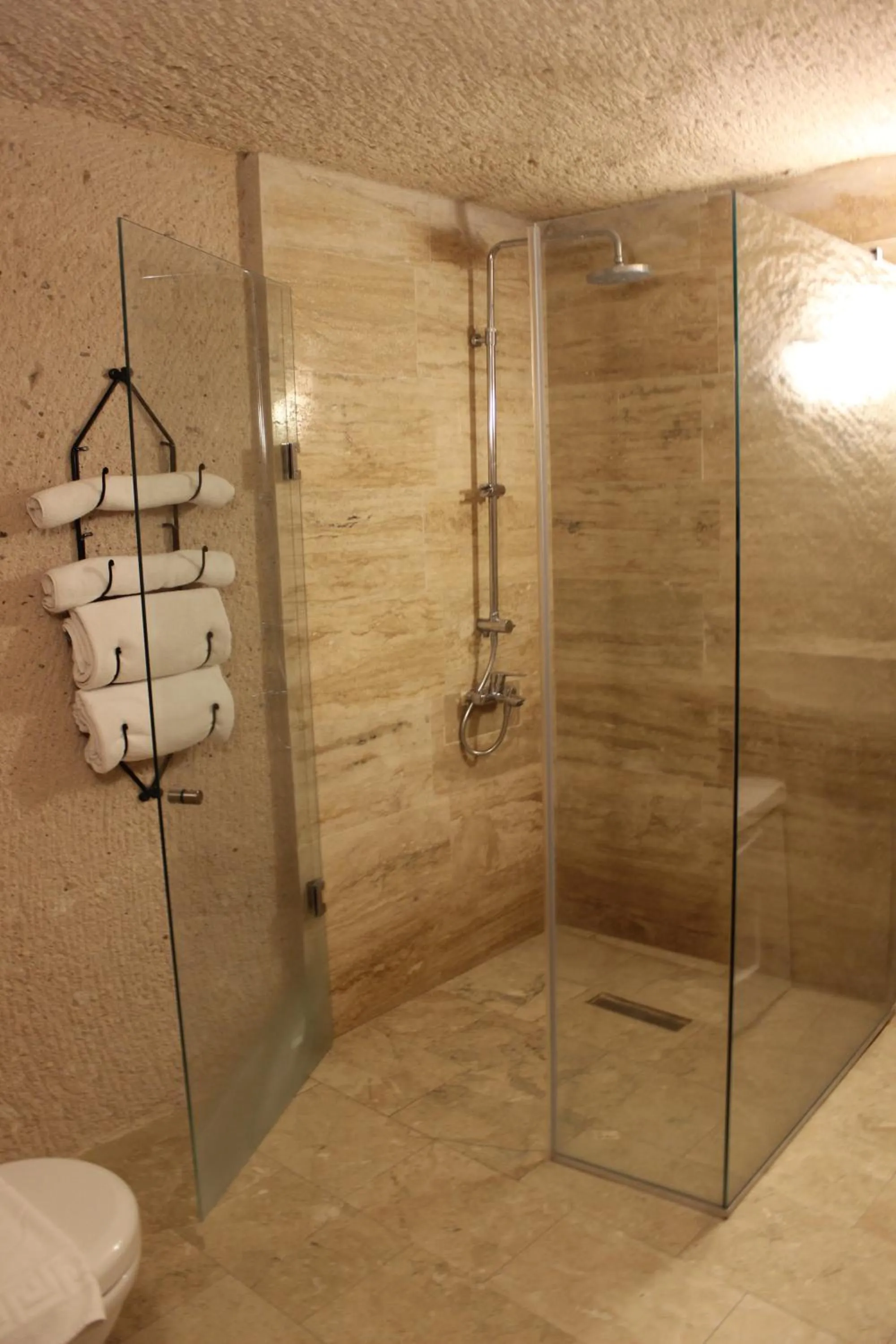 Shower in Helike Cave Suites