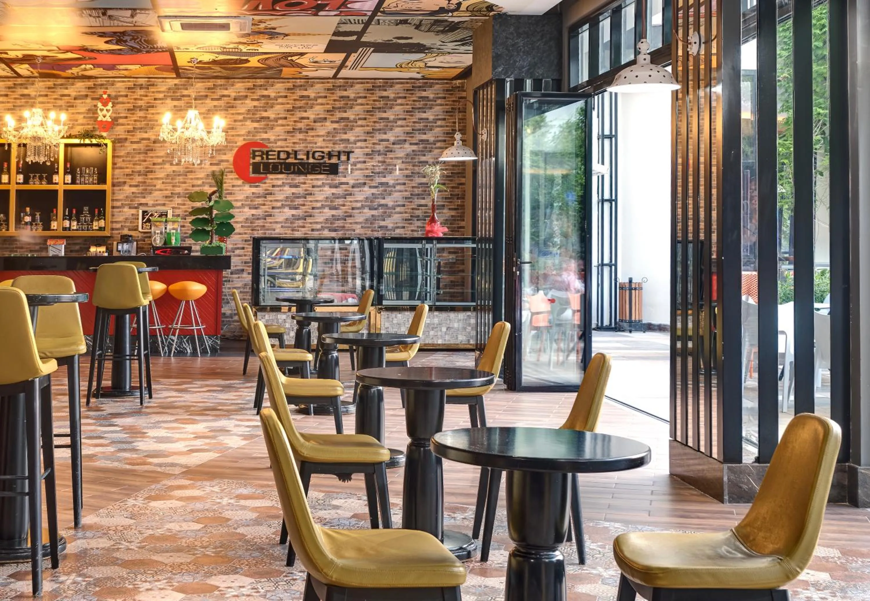 Restaurant/places to eat in Seaden Valentine Resort & Spa