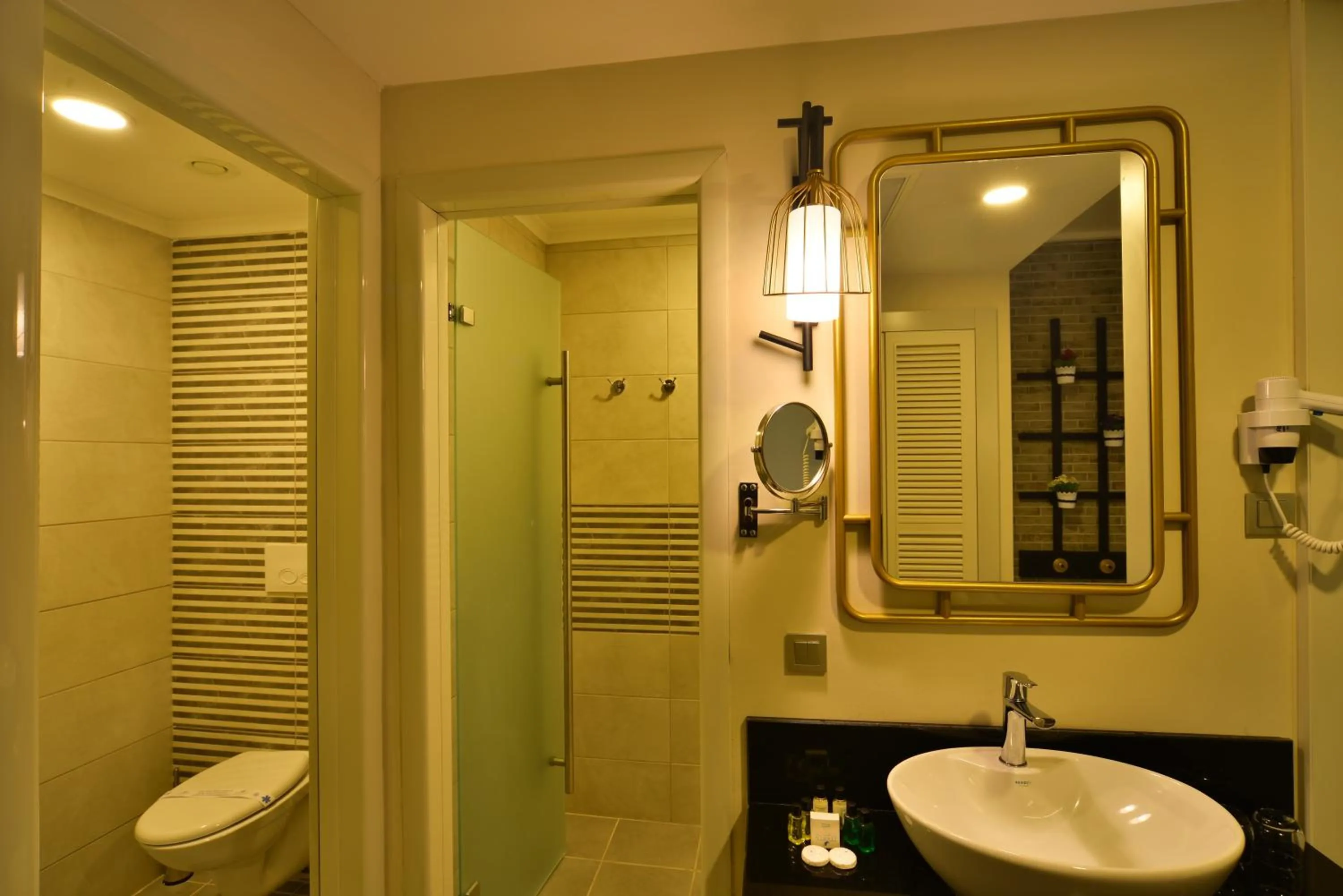 Shower in Seaden Valentine Resort & Spa