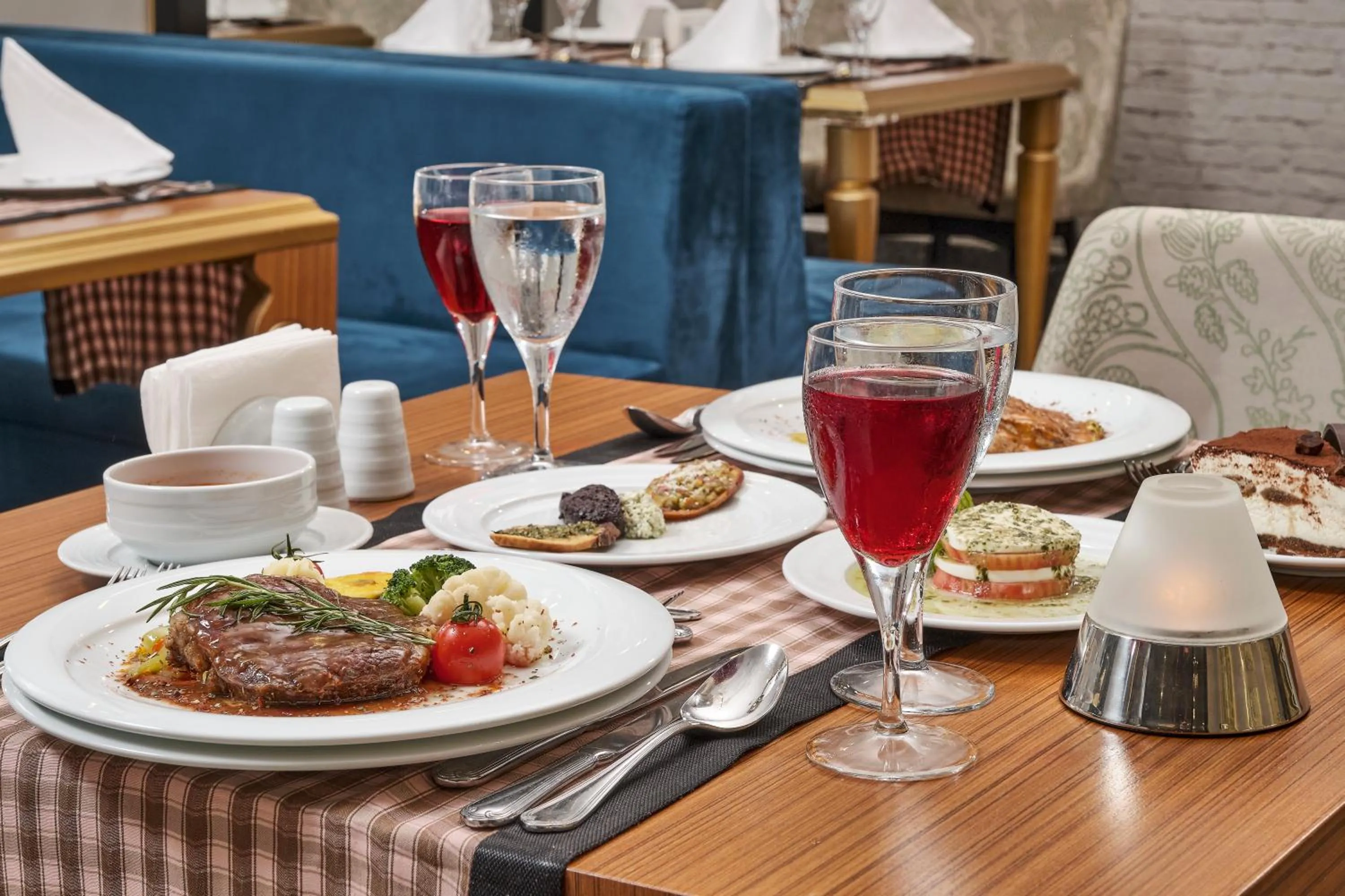 Food and drinks in Seaden Valentine Resort & Spa