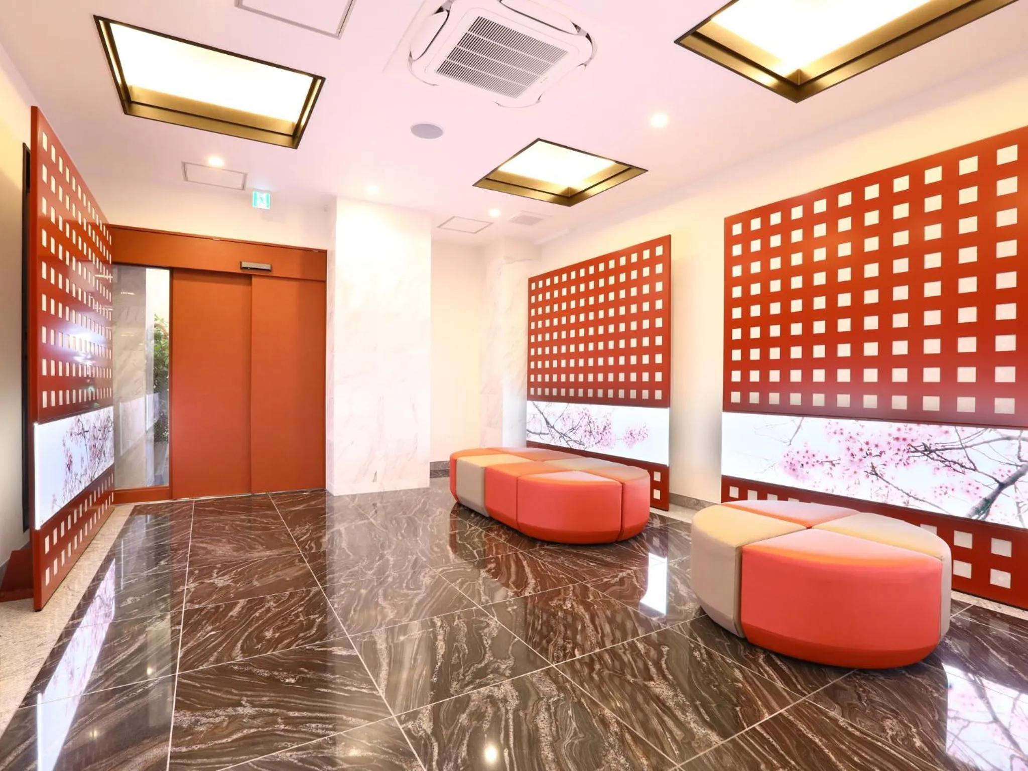 Lobby or reception in Hotel Wing International Select Ueno Okachimachi
