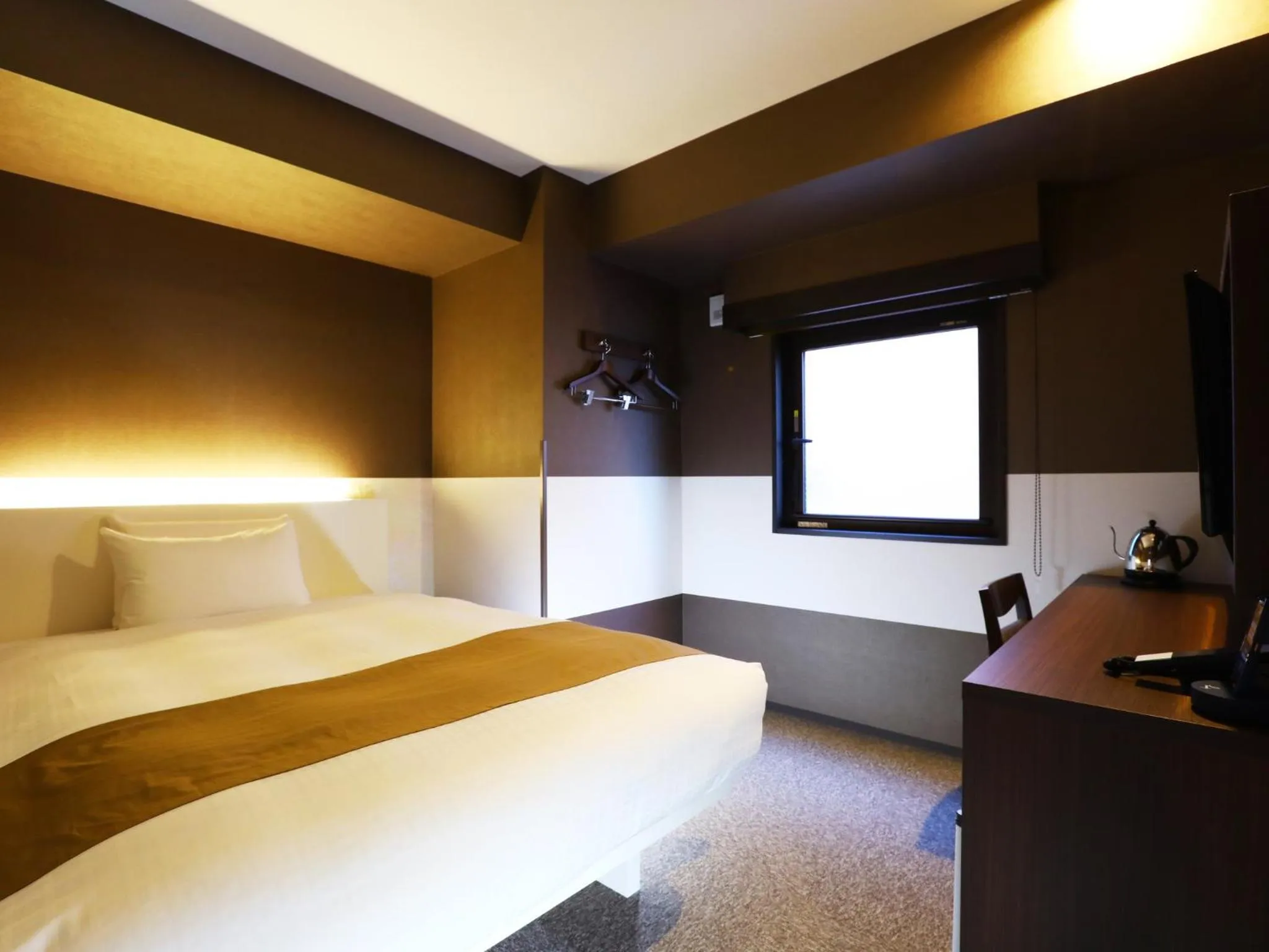 Photo of the whole room, Bed in Hotel Wing International Select Ueno Okachimachi