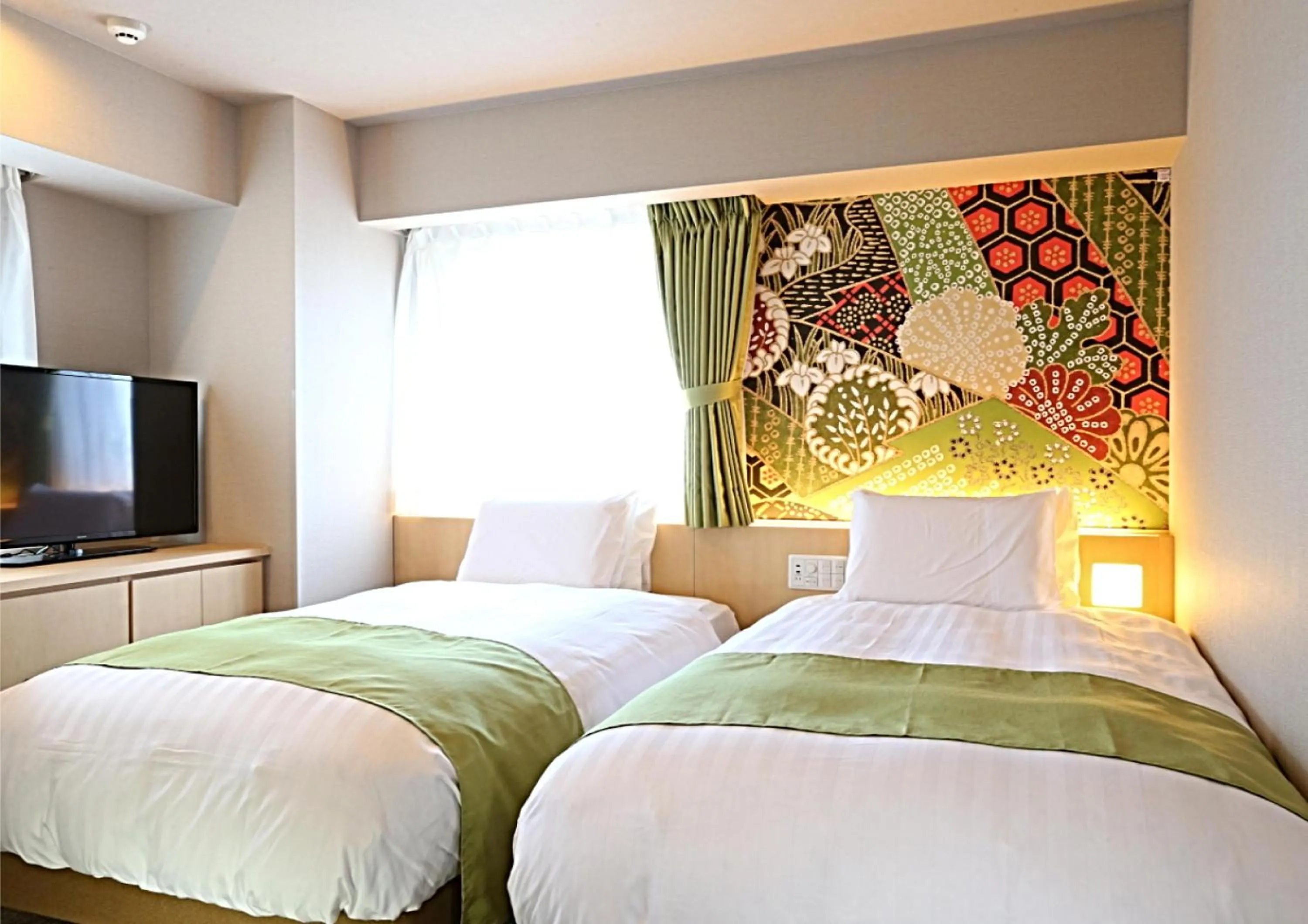Photo of the whole room, Bed in Hotel Wing International Premium Kanazawa Ekimae